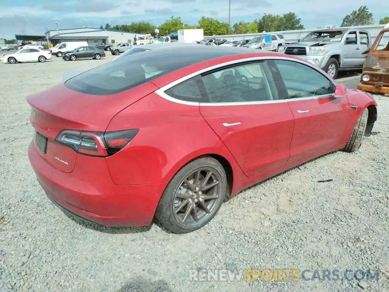 4 Фотография поврежденного автомобиля 5YJ3E1EB9KF193896 TESLA MODEL 3 2019