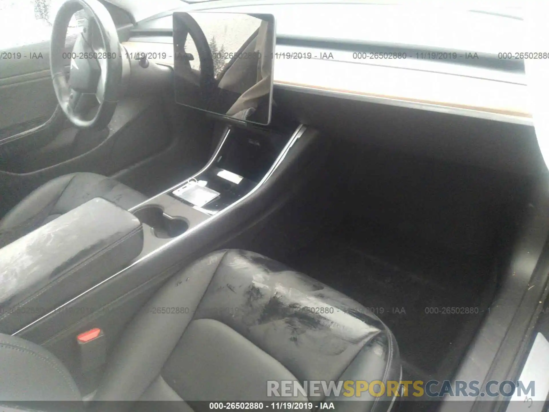 5 Photograph of a damaged car 5YJ3E1EB9KF194594 TESLA MODEL 3 2019