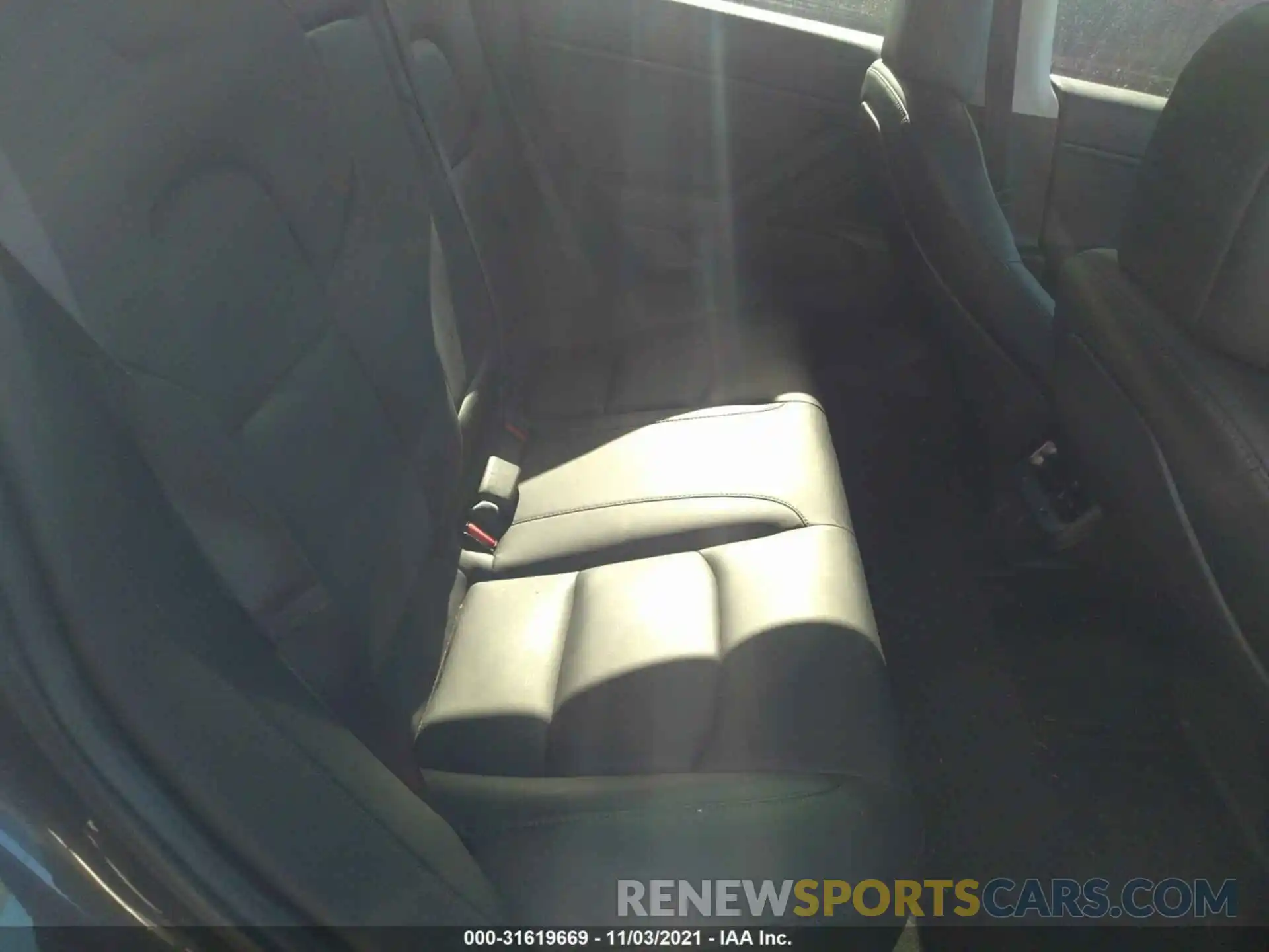 8 Photograph of a damaged car 5YJ3E1EB9KF205934 TESLA MODEL 3 2019