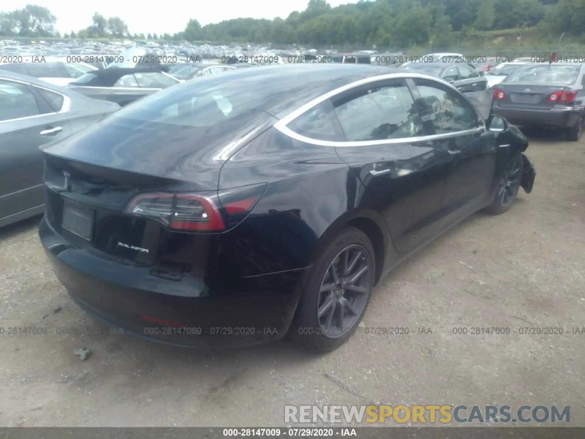 4 Photograph of a damaged car 5YJ3E1EB9KF209160 TESLA MODEL 3 2019