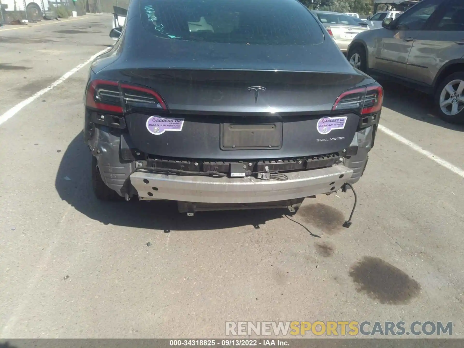 6 Photograph of a damaged car 5YJ3E1EB9KF209823 TESLA MODEL 3 2019