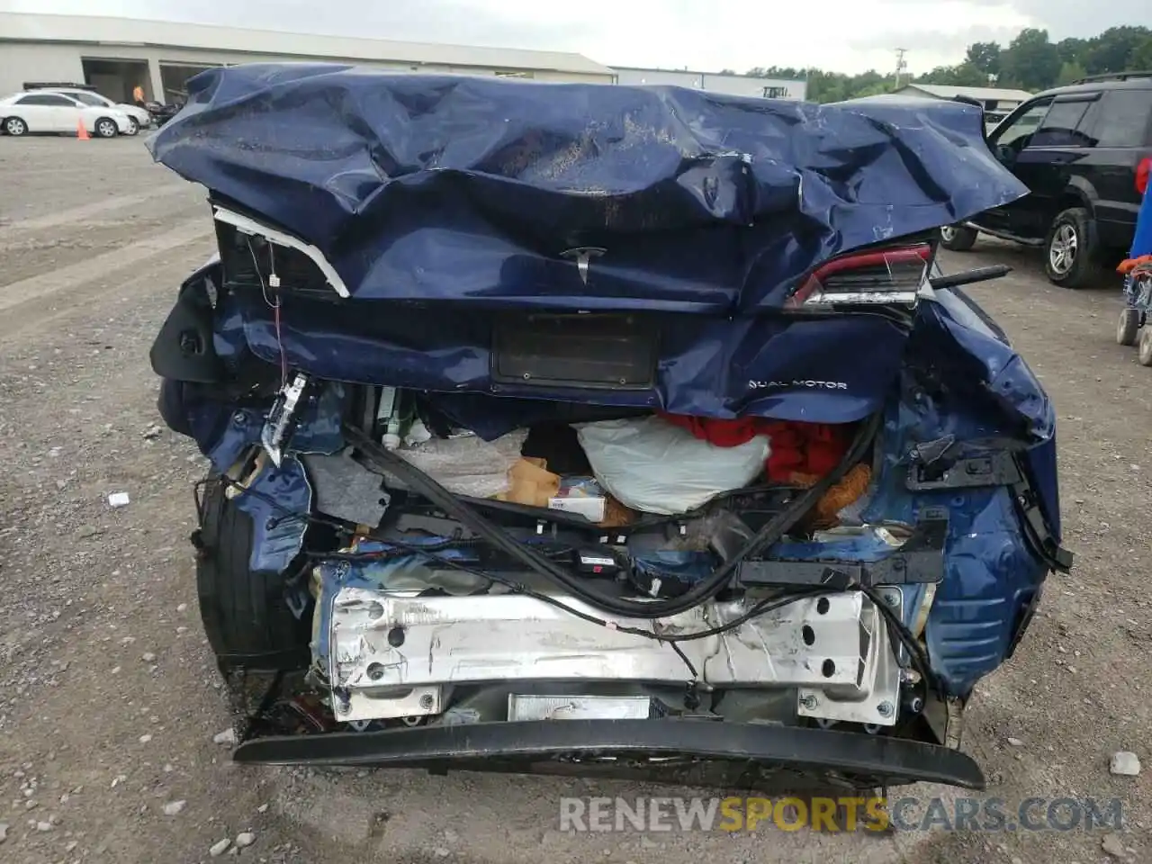 9 Photograph of a damaged car 5YJ3E1EB9KF211104 TESLA MODEL 3 2019