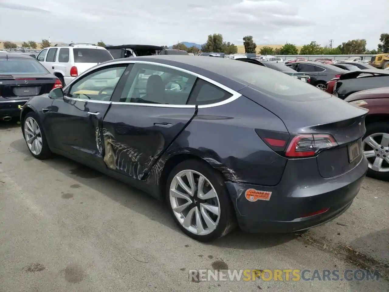 3 Photograph of a damaged car 5YJ3E1EB9KF212298 TESLA MODEL 3 2019