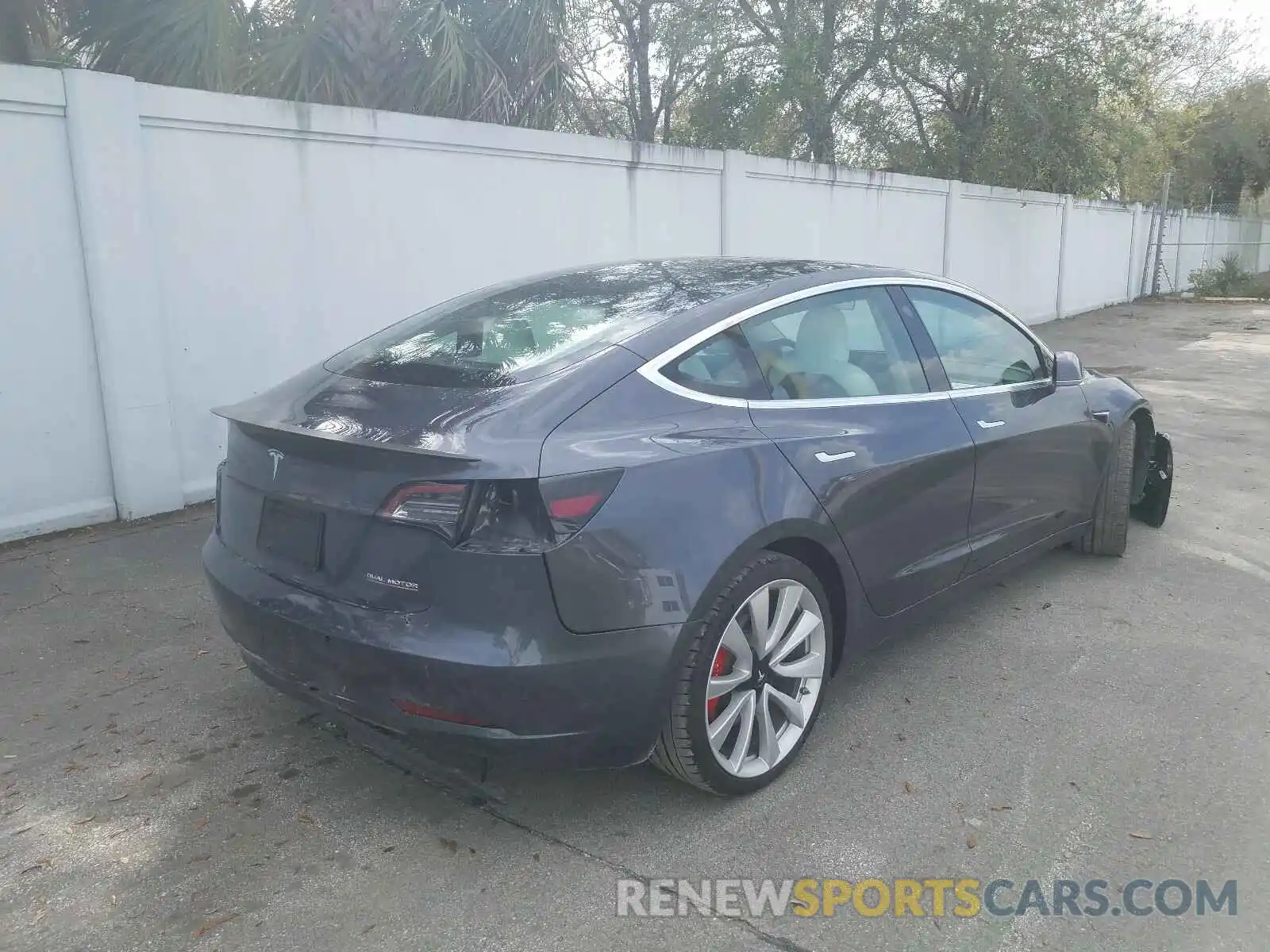 4 Photograph of a damaged car 5YJ3E1EB9KF238335 TESLA MODEL 3 2019