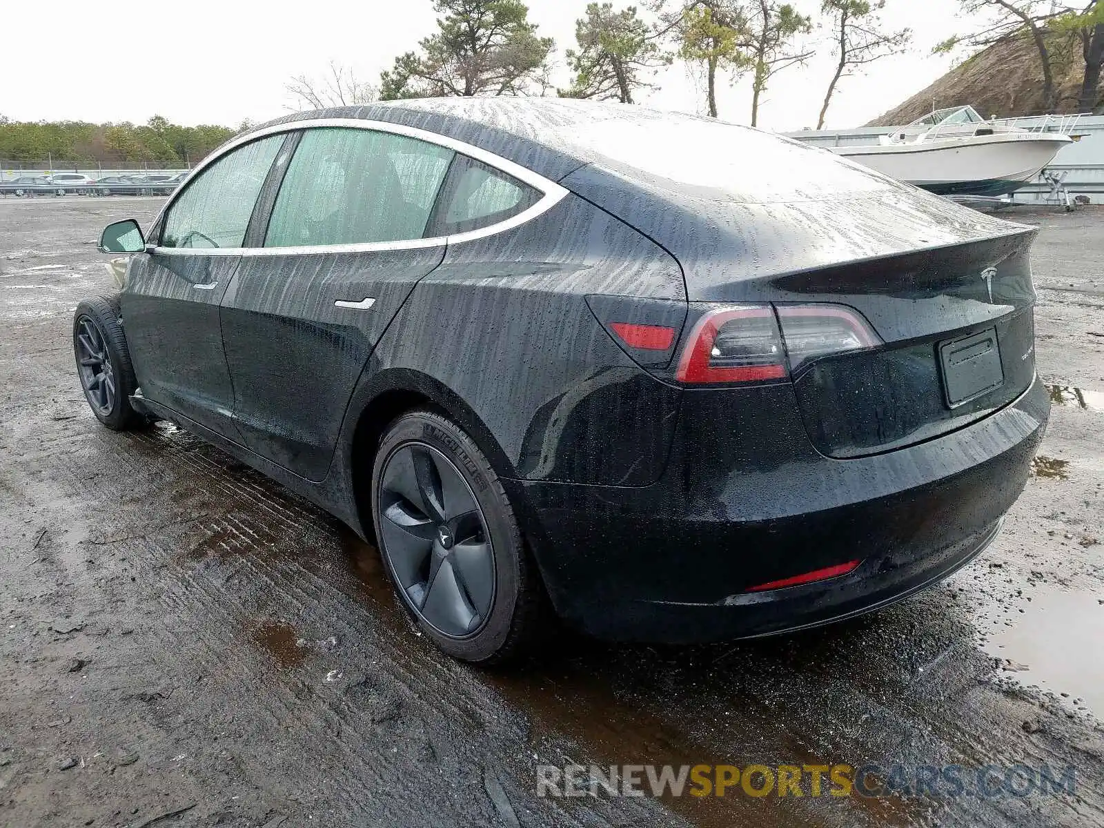 3 Photograph of a damaged car 5YJ3E1EB9KF384248 TESLA MODEL 3 2019