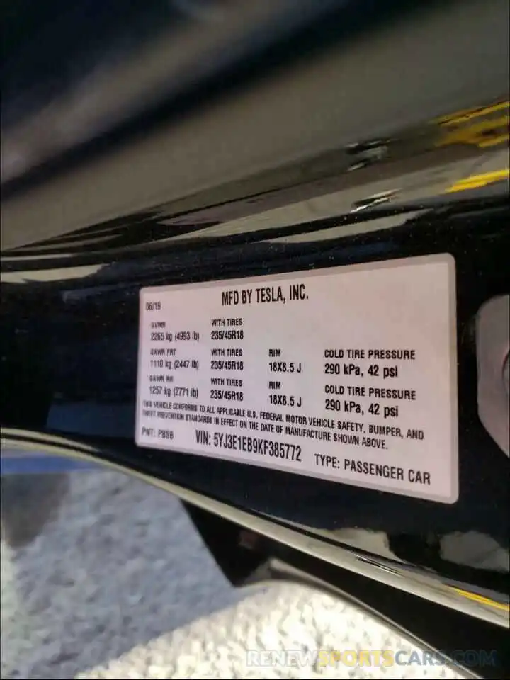 10 Photograph of a damaged car 5YJ3E1EB9KF385772 TESLA MODEL 3 2019