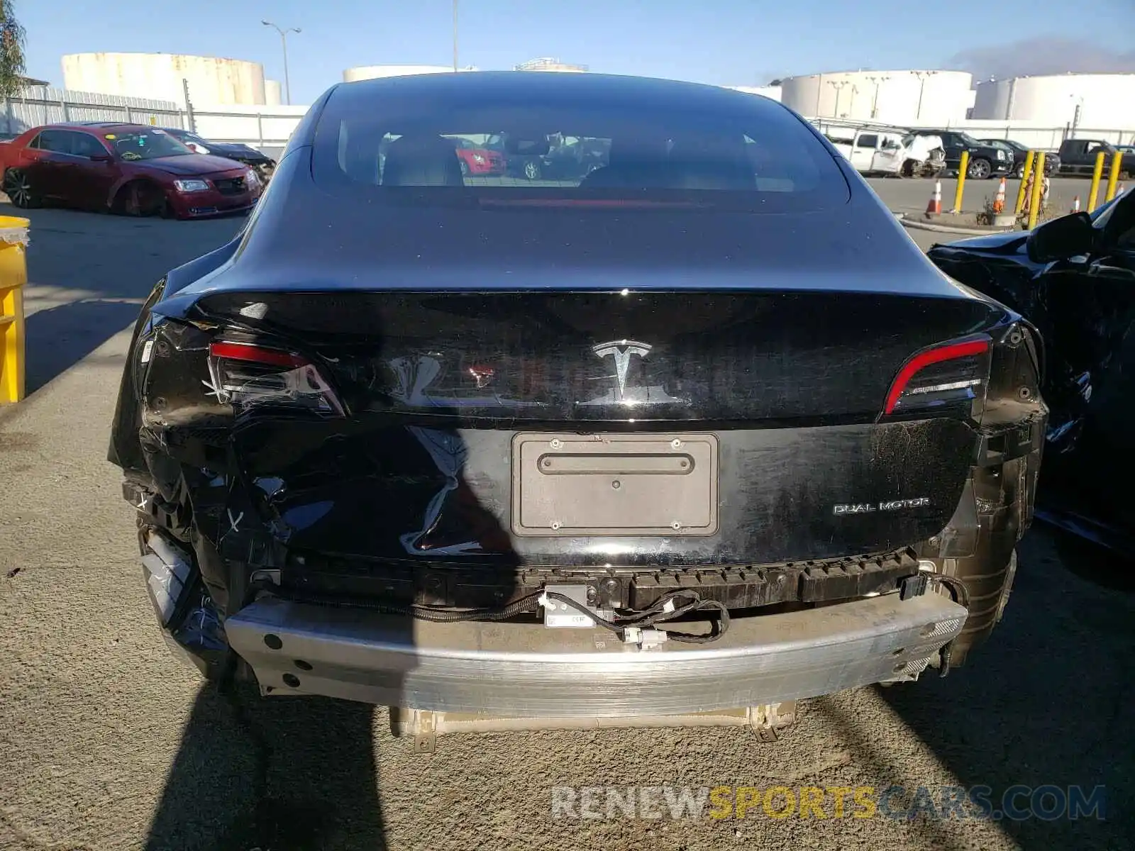 9 Photograph of a damaged car 5YJ3E1EB9KF385772 TESLA MODEL 3 2019