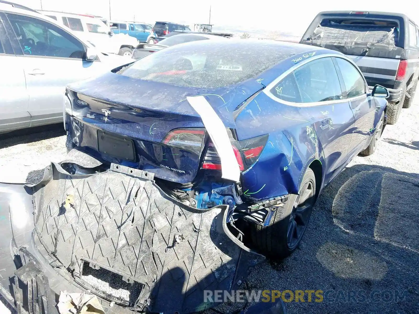 4 Photograph of a damaged car 5YJ3E1EB9KF387585 TESLA MODEL 3 2019