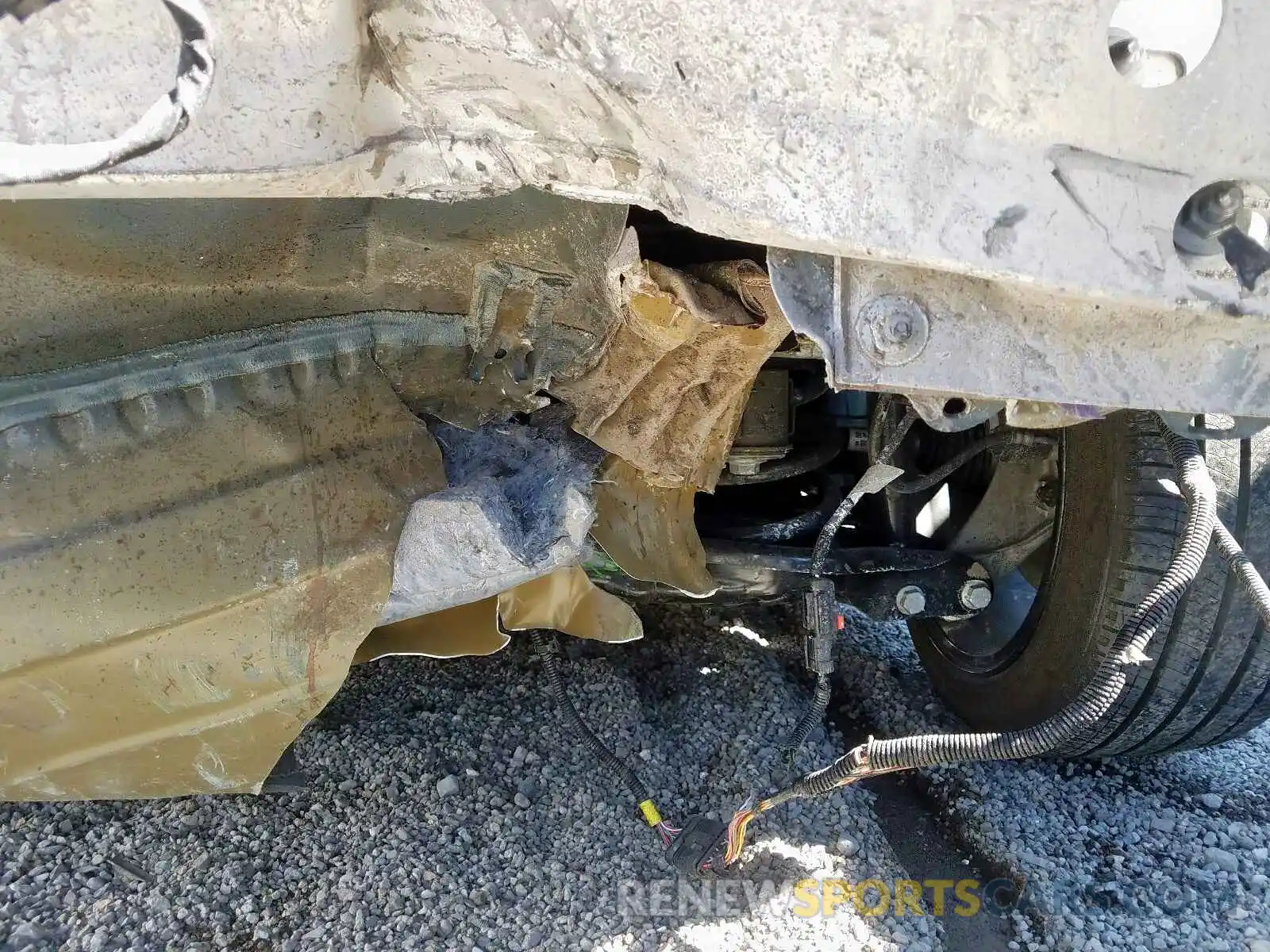 9 Photograph of a damaged car 5YJ3E1EB9KF387585 TESLA MODEL 3 2019