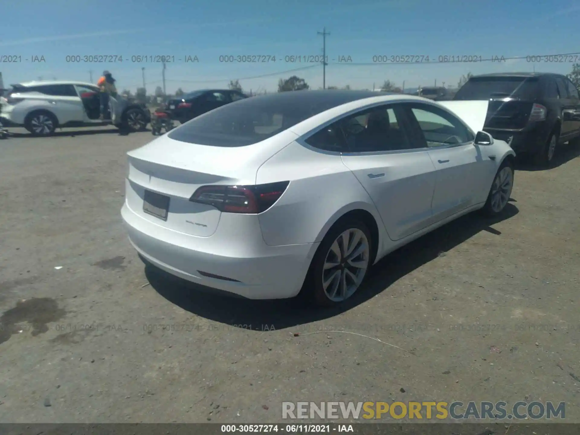 4 Photograph of a damaged car 5YJ3E1EB9KF390471 TESLA MODEL 3 2019