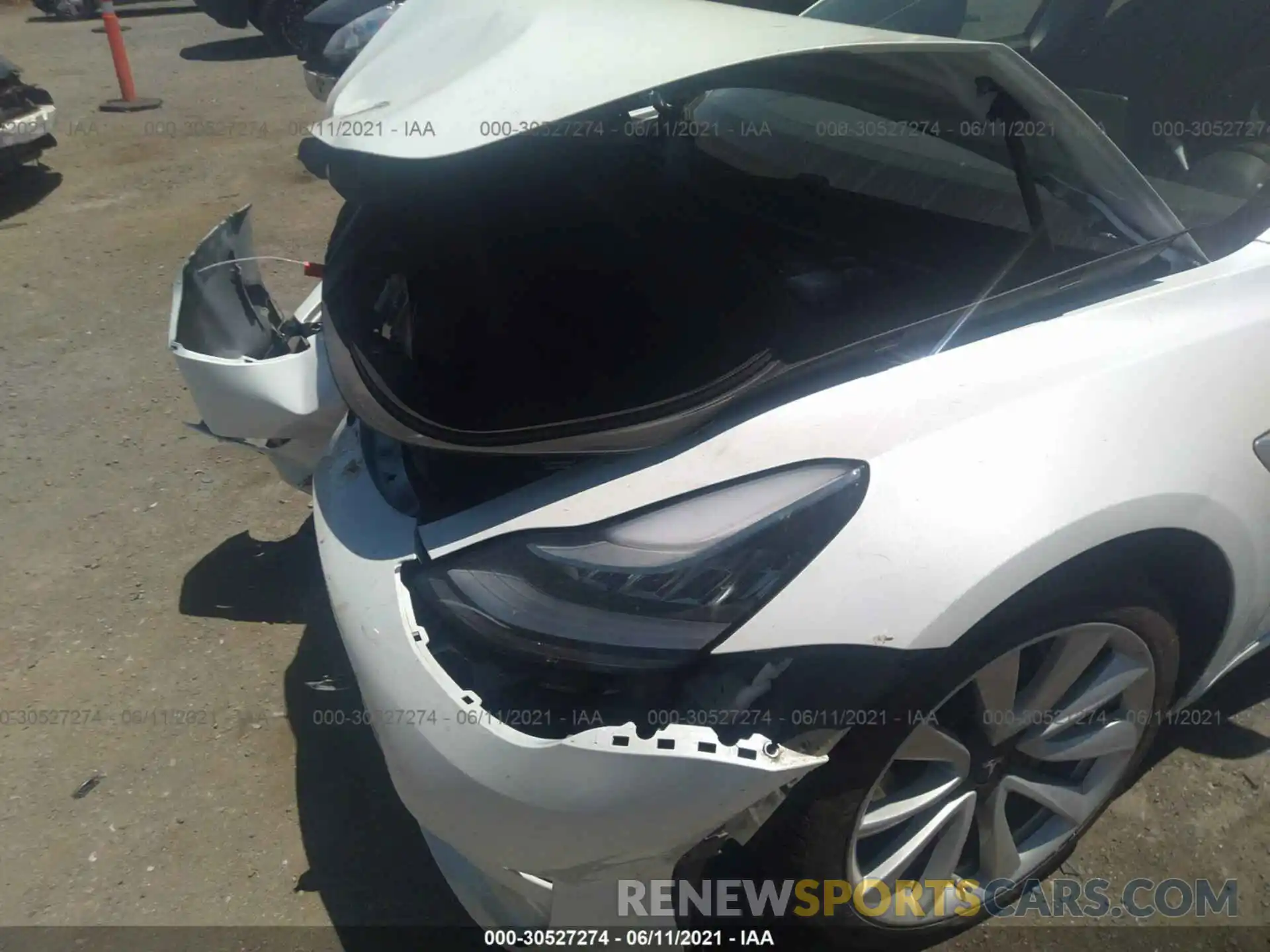 6 Photograph of a damaged car 5YJ3E1EB9KF390471 TESLA MODEL 3 2019