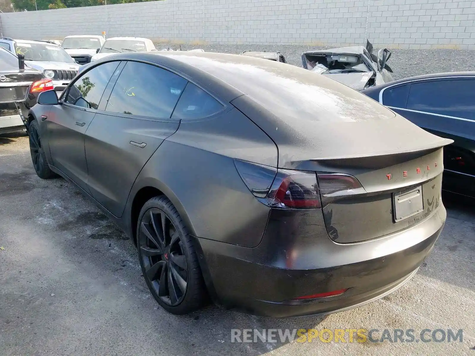 3 Фотография поврежденного автомобиля 5YJ3E1EB9KF413697 TESLA MODEL 3 2019