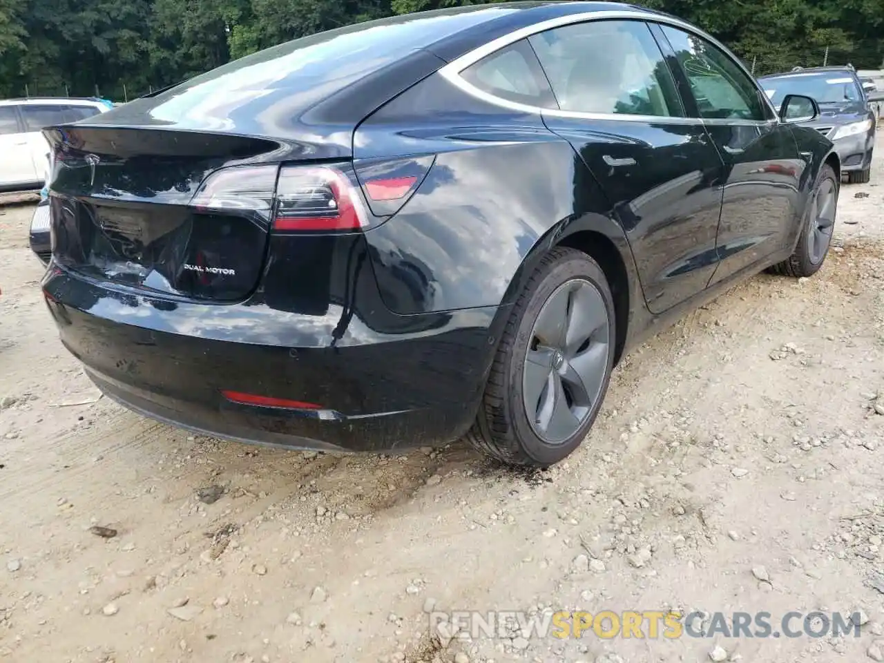 4 Photograph of a damaged car 5YJ3E1EB9KF417992 TESLA MODEL 3 2019