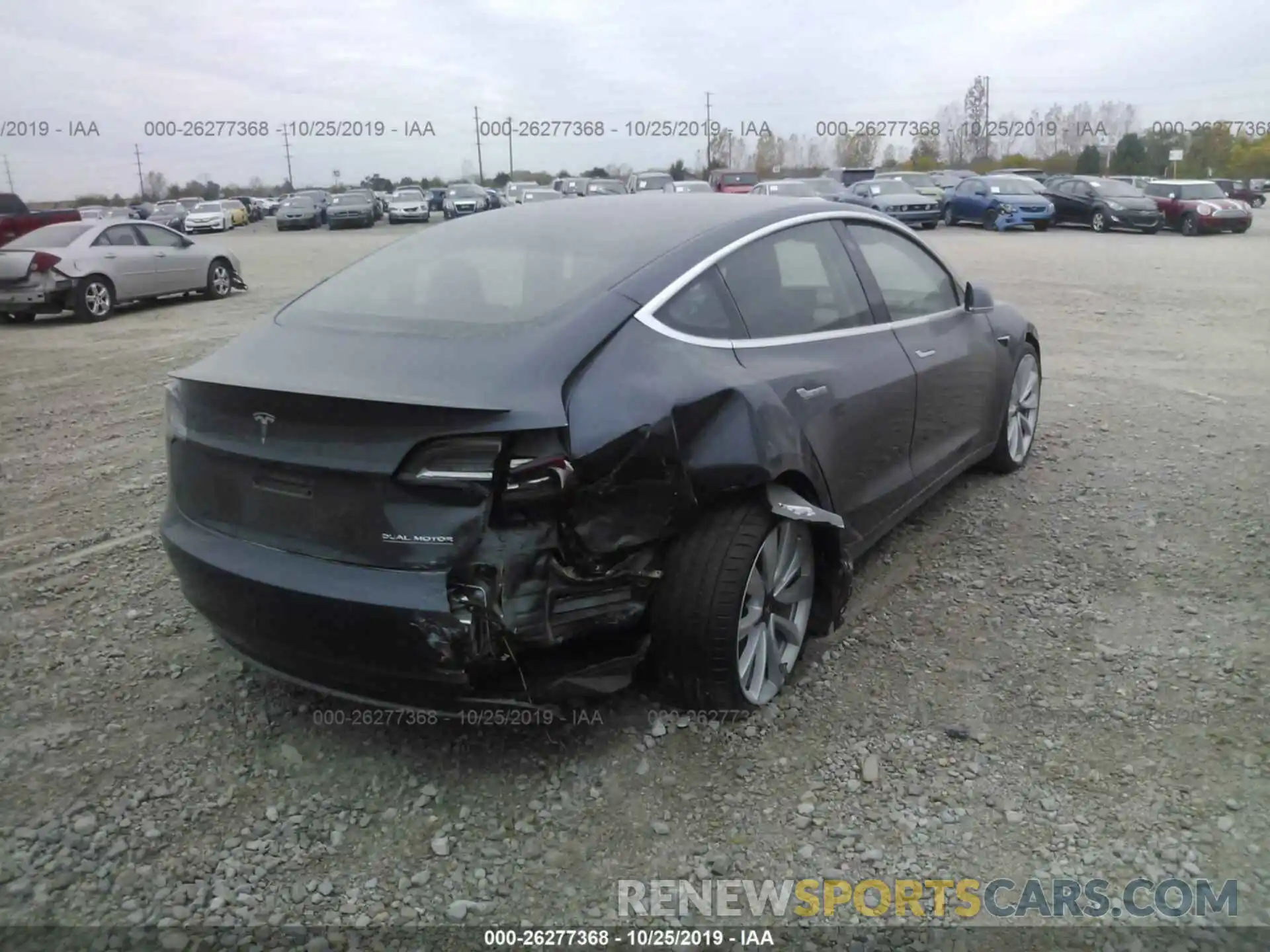 4 Photograph of a damaged car 5YJ3E1EB9KF425543 TESLA MODEL 3 2019