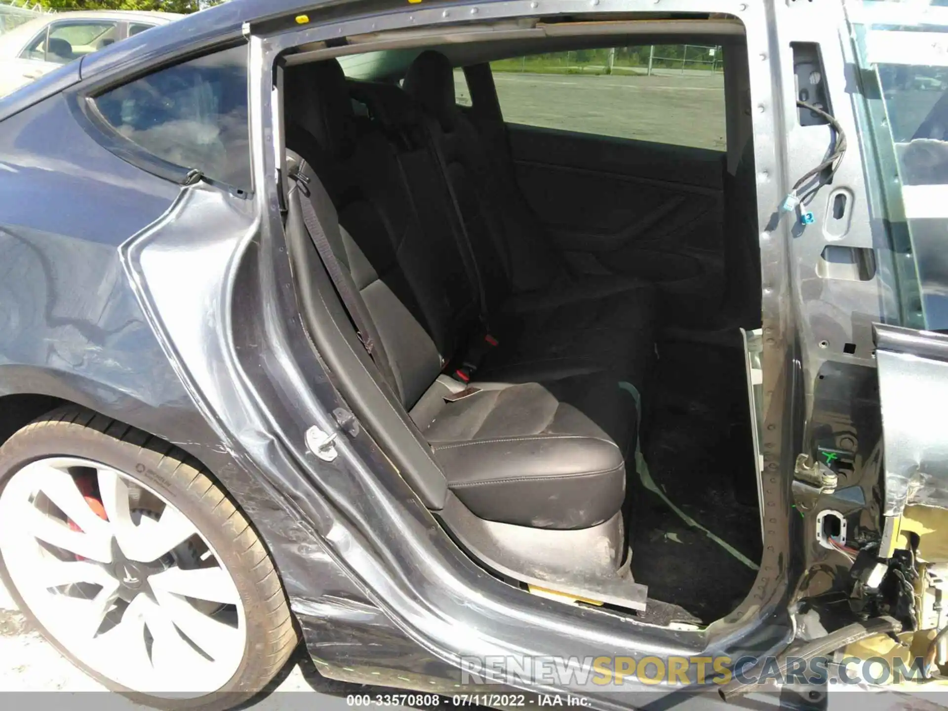 8 Photograph of a damaged car 5YJ3E1EB9KF434646 TESLA MODEL 3 2019