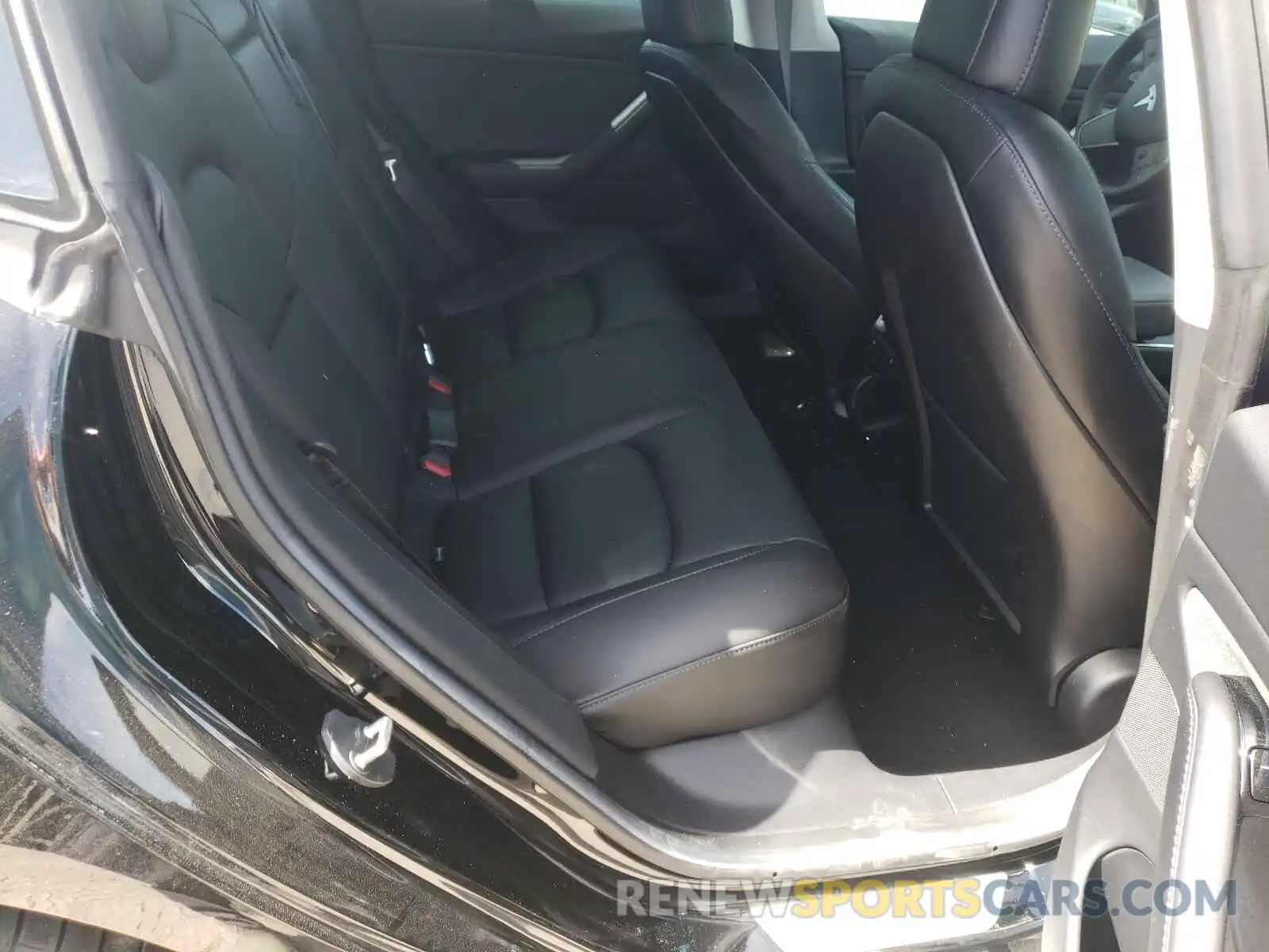 6 Photograph of a damaged car 5YJ3E1EB9KF451494 TESLA MODEL 3 2019