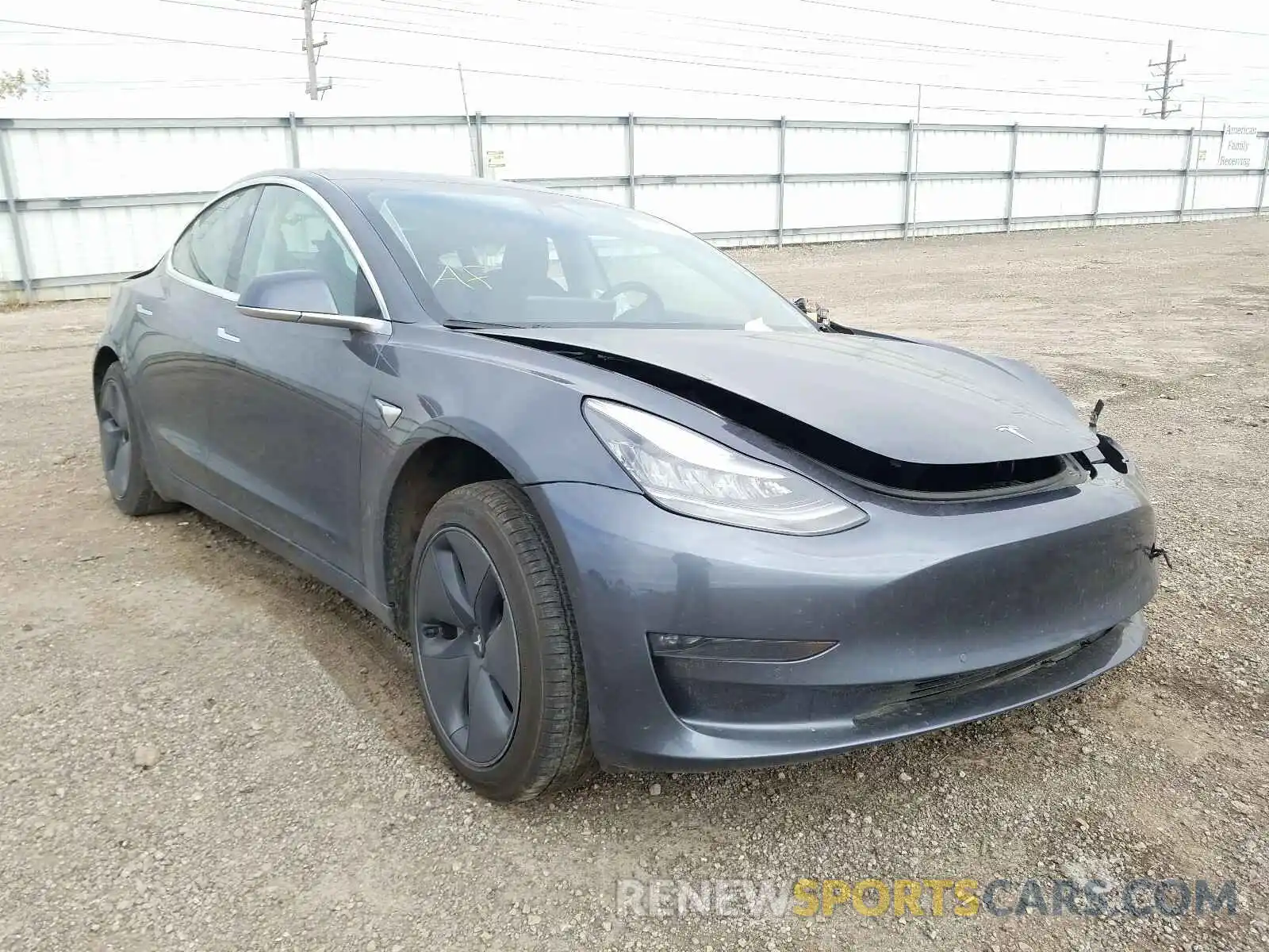 1 Photograph of a damaged car 5YJ3E1EB9KF477335 TESLA MODEL 3 2019