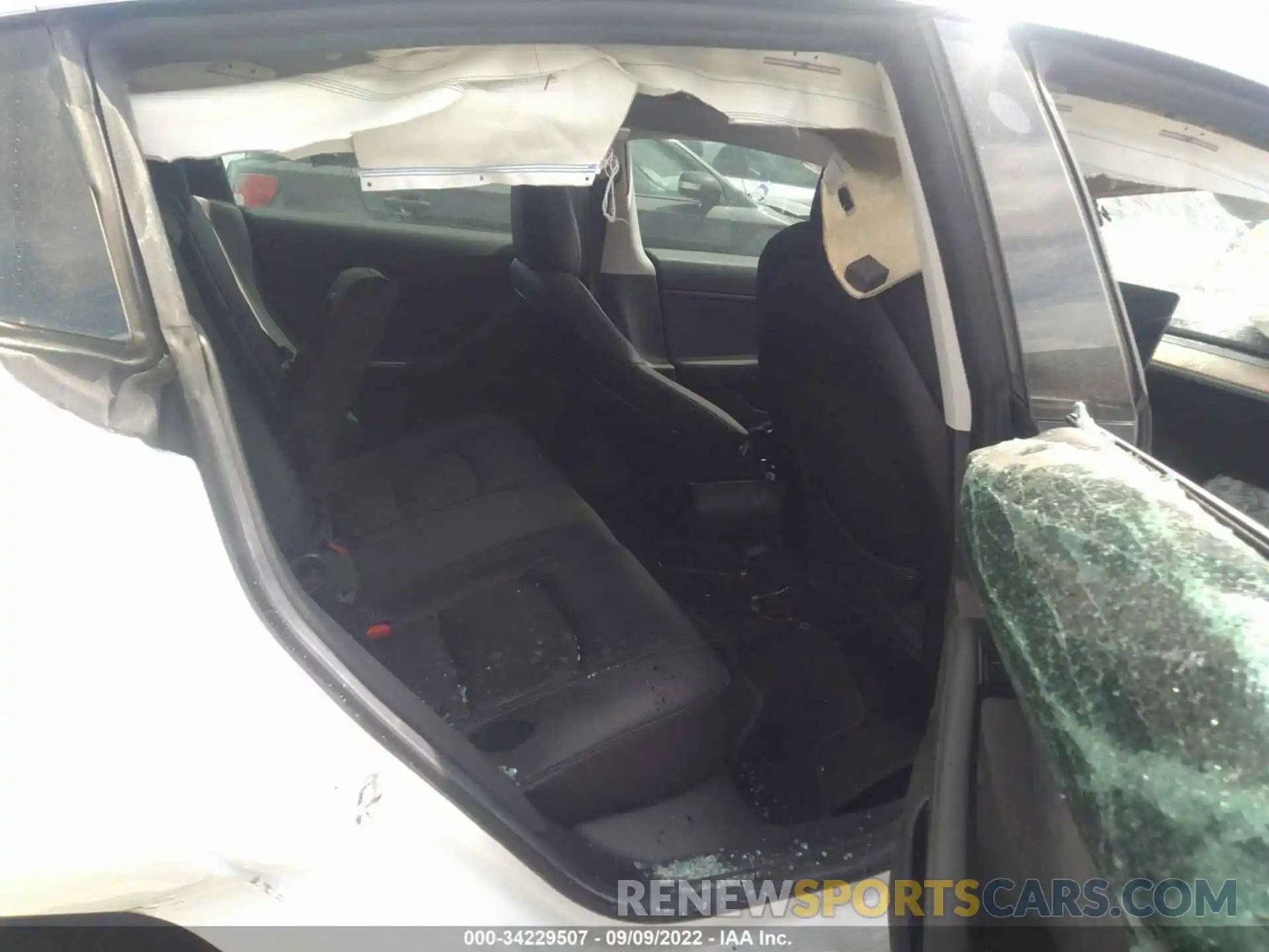 8 Photograph of a damaged car 5YJ3E1EB9KF493986 TESLA MODEL 3 2019