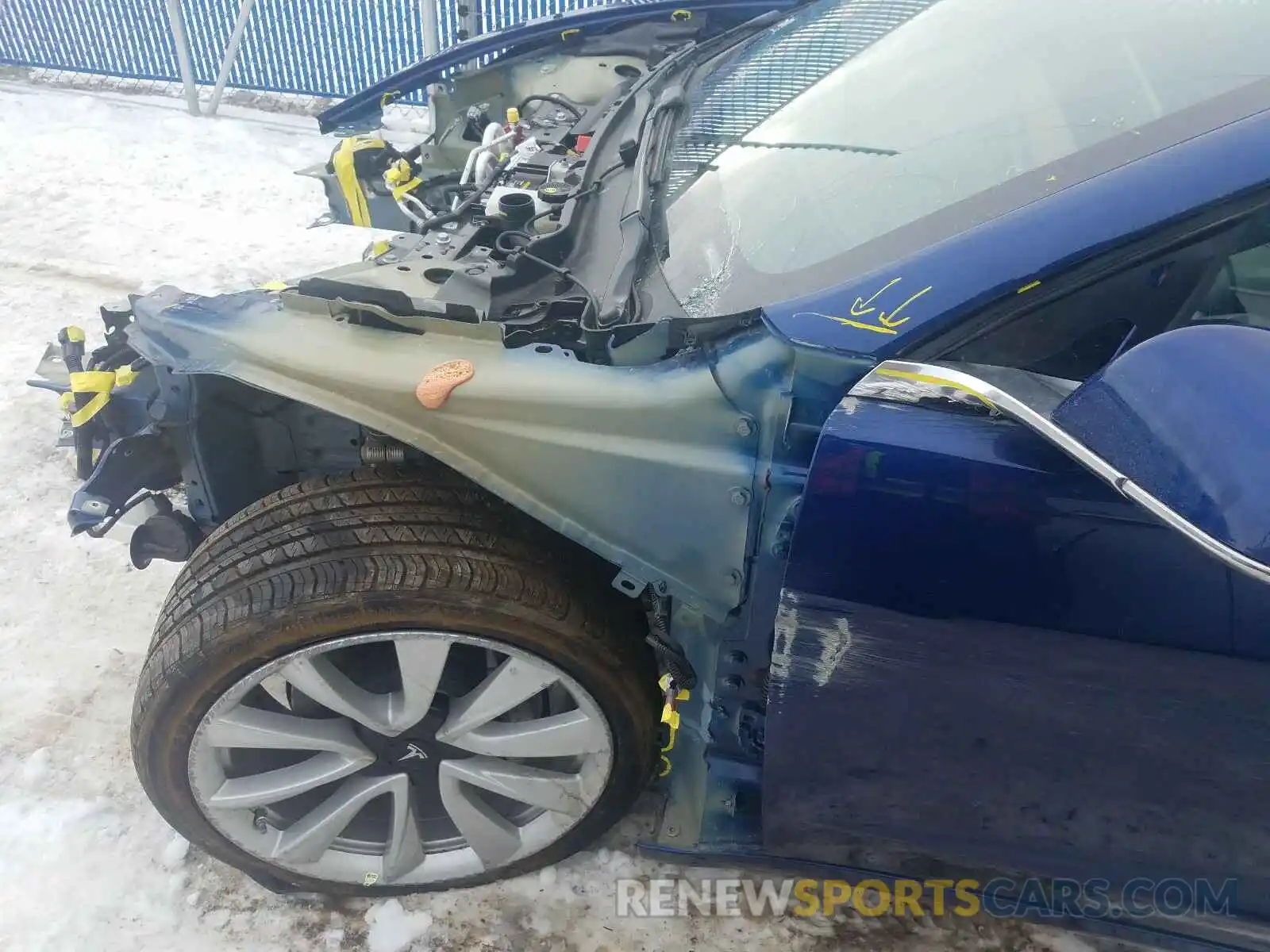 10 Photograph of a damaged car 5YJ3E1EB9KF495768 TESLA MODEL 3 2019