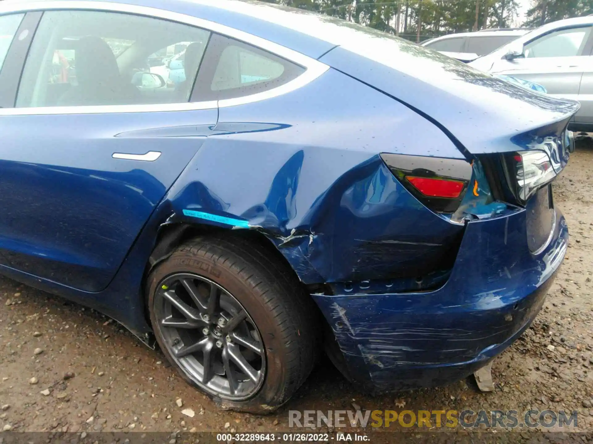 6 Photograph of a damaged car 5YJ3E1EB9KF496550 TESLA MODEL 3 2019