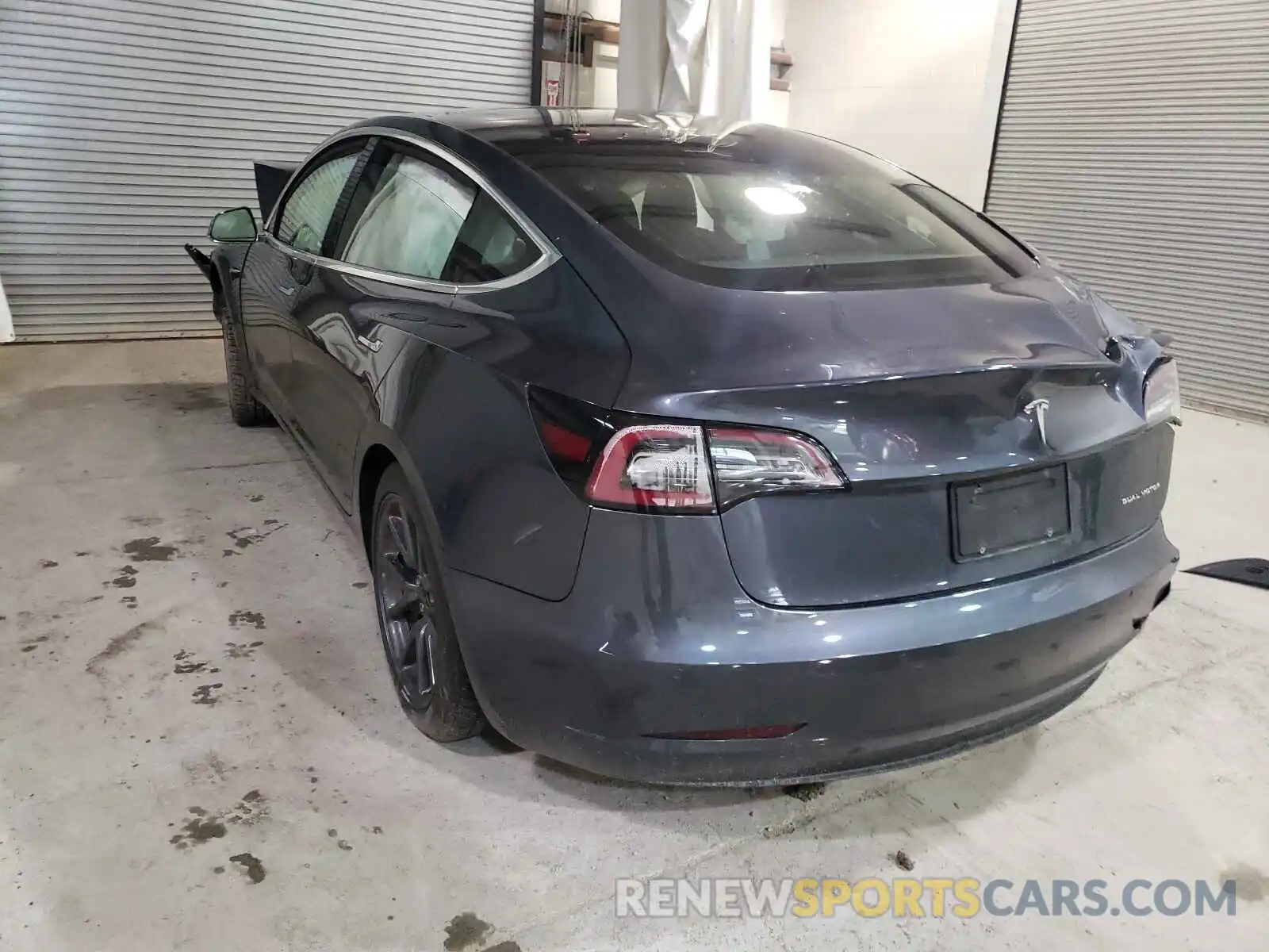 3 Photograph of a damaged car 5YJ3E1EB9KF510172 TESLA MODEL 3 2019