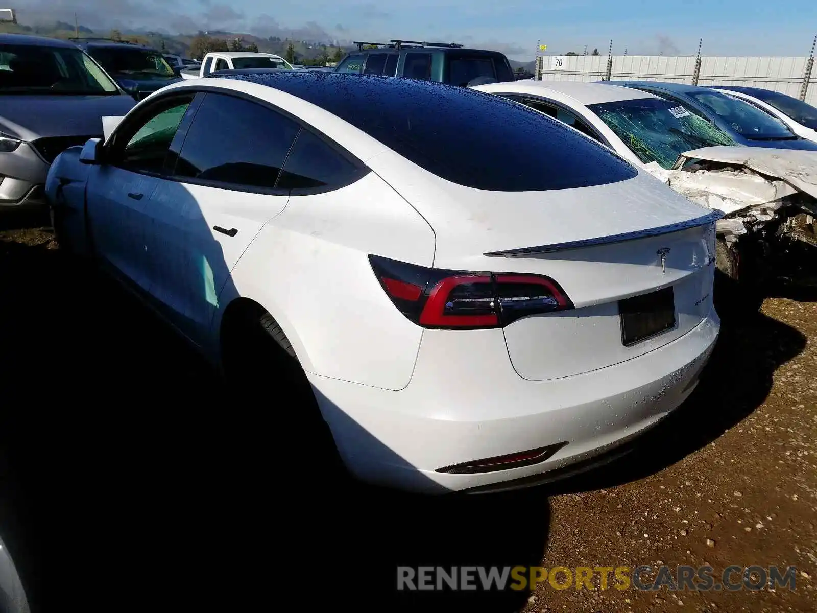 3 Photograph of a damaged car 5YJ3E1EB9KF511225 TESLA MODEL 3 2019