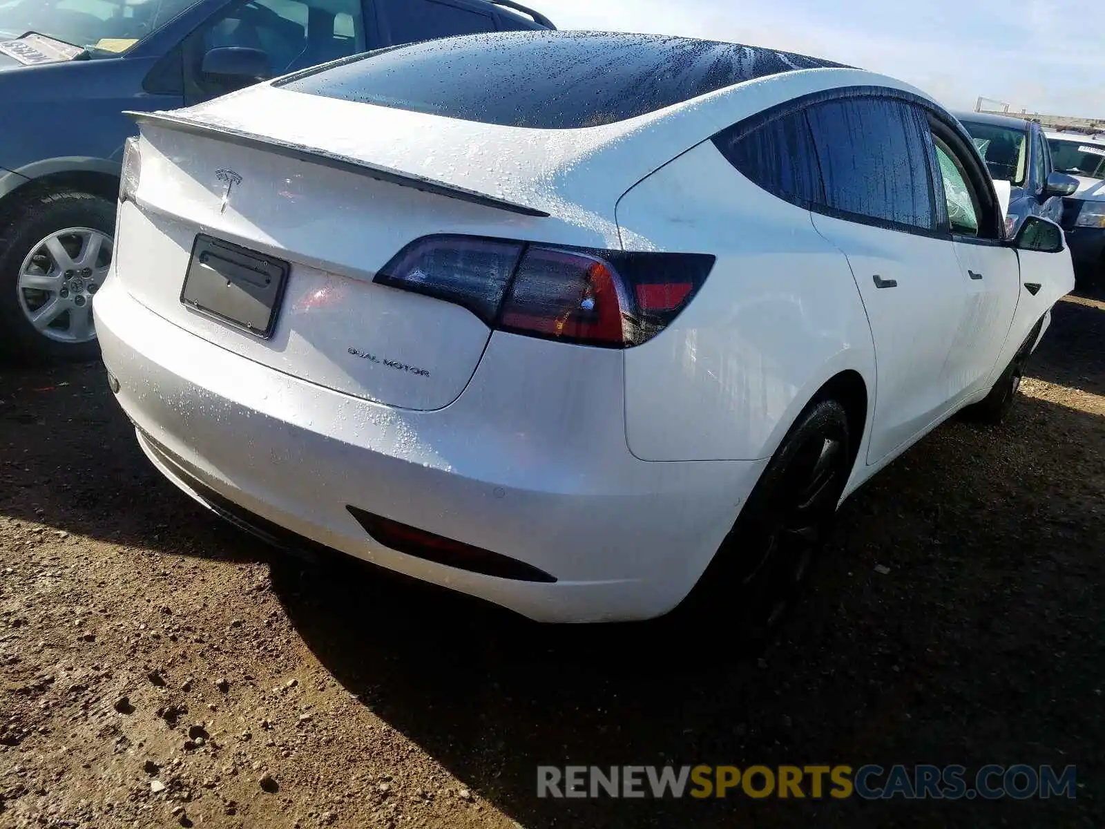 4 Photograph of a damaged car 5YJ3E1EB9KF511225 TESLA MODEL 3 2019