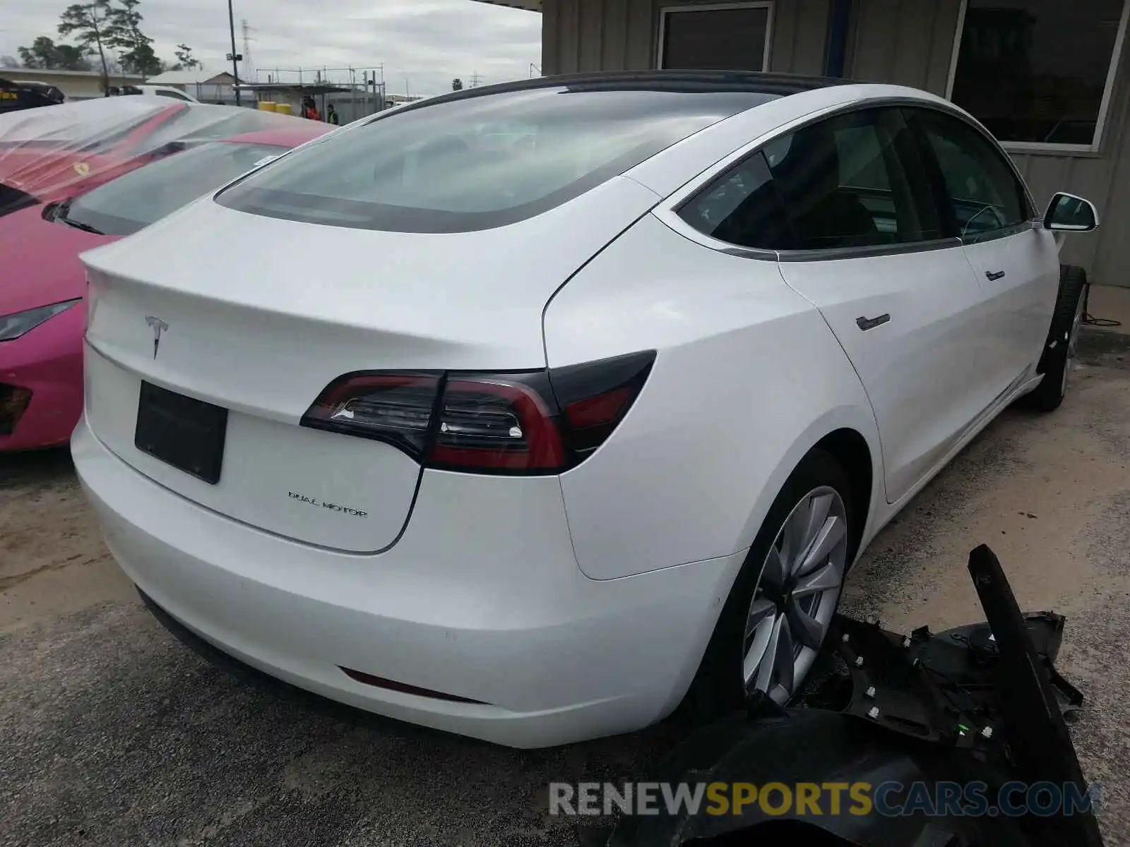 4 Photograph of a damaged car 5YJ3E1EB9KF512083 TESLA MODEL 3 2019