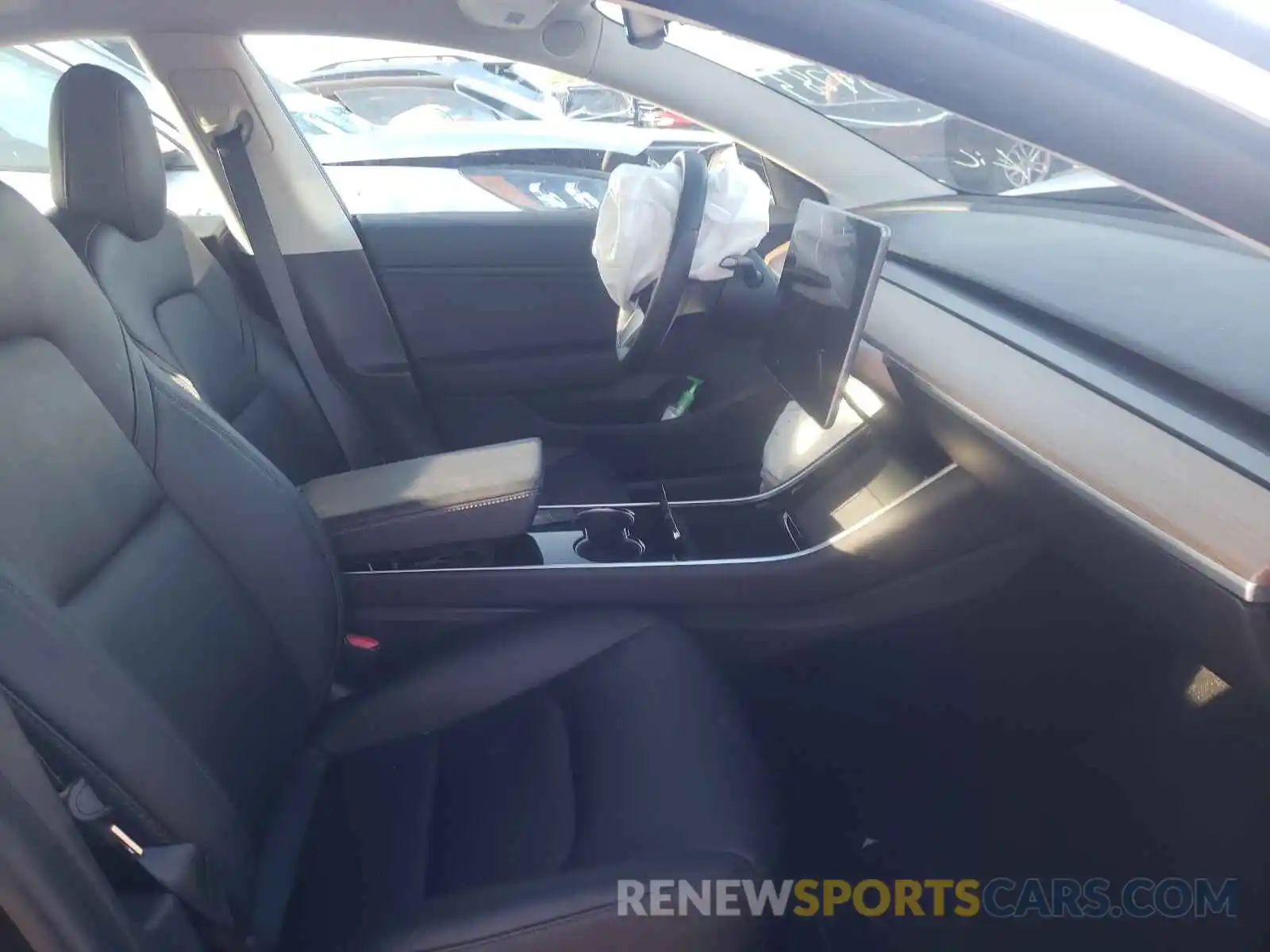 5 Photograph of a damaged car 5YJ3E1EB9KF514237 TESLA MODEL 3 2019