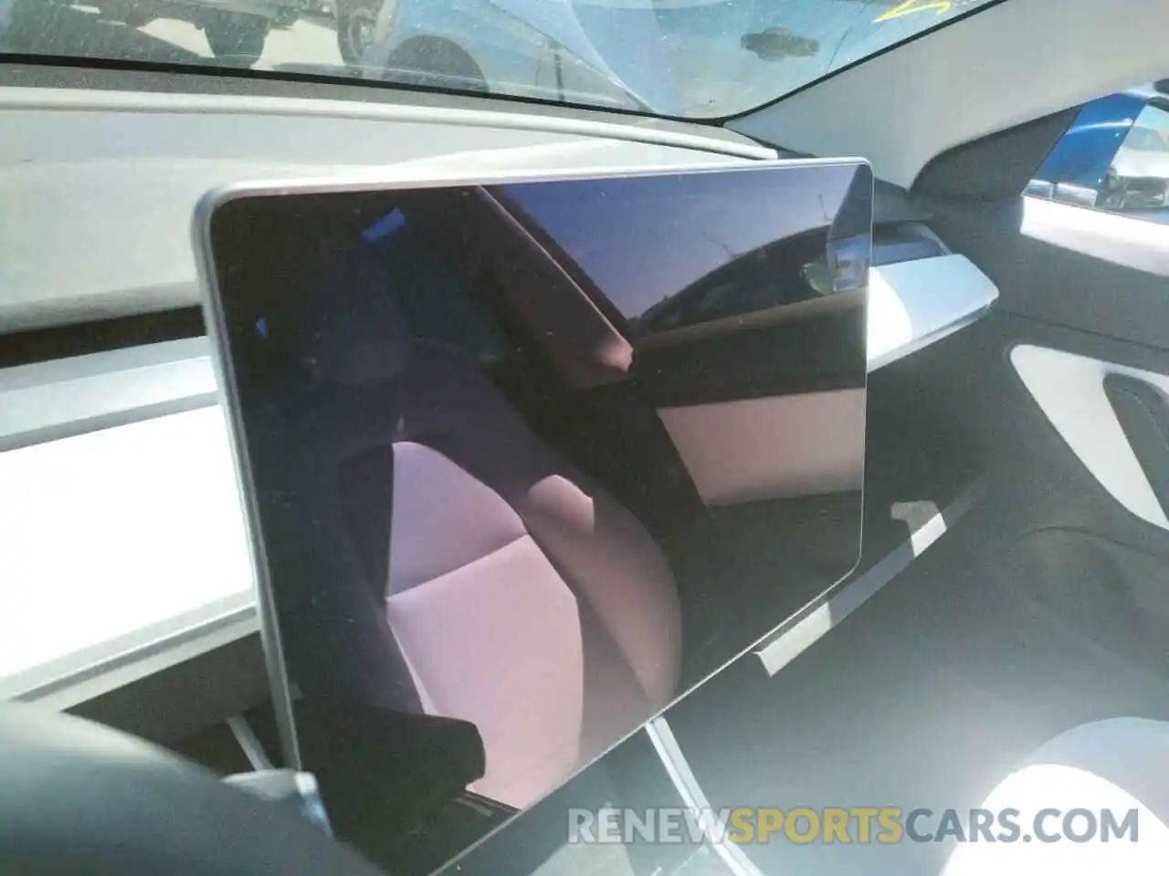 8 Photograph of a damaged car 5YJ3E1EB9KF517851 TESLA MODEL 3 2019