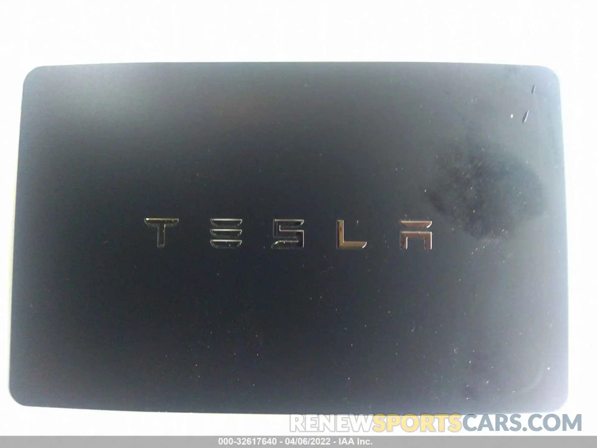 11 Photograph of a damaged car 5YJ3E1EB9KF528784 TESLA MODEL 3 2019