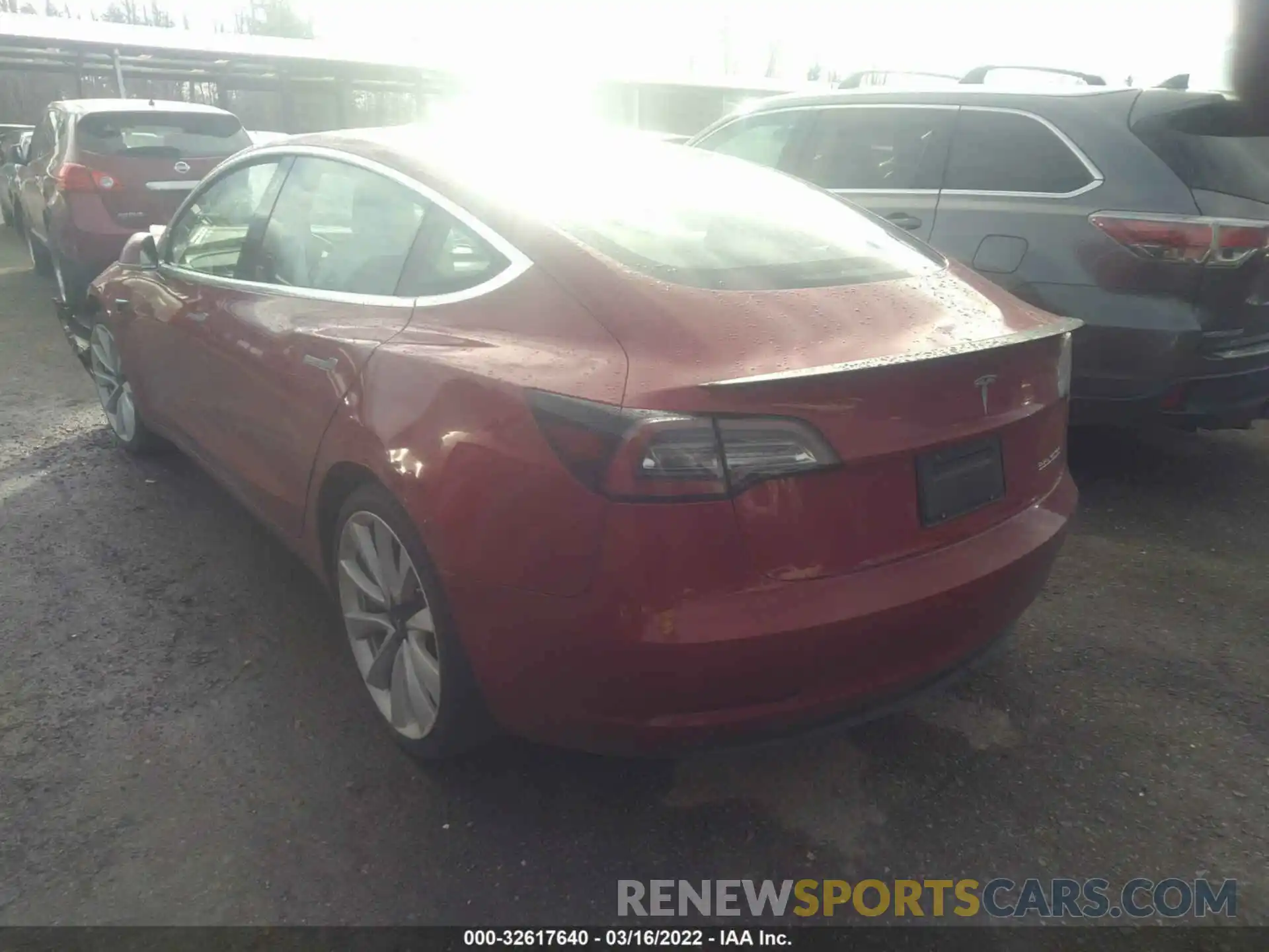 3 Photograph of a damaged car 5YJ3E1EB9KF528784 TESLA MODEL 3 2019