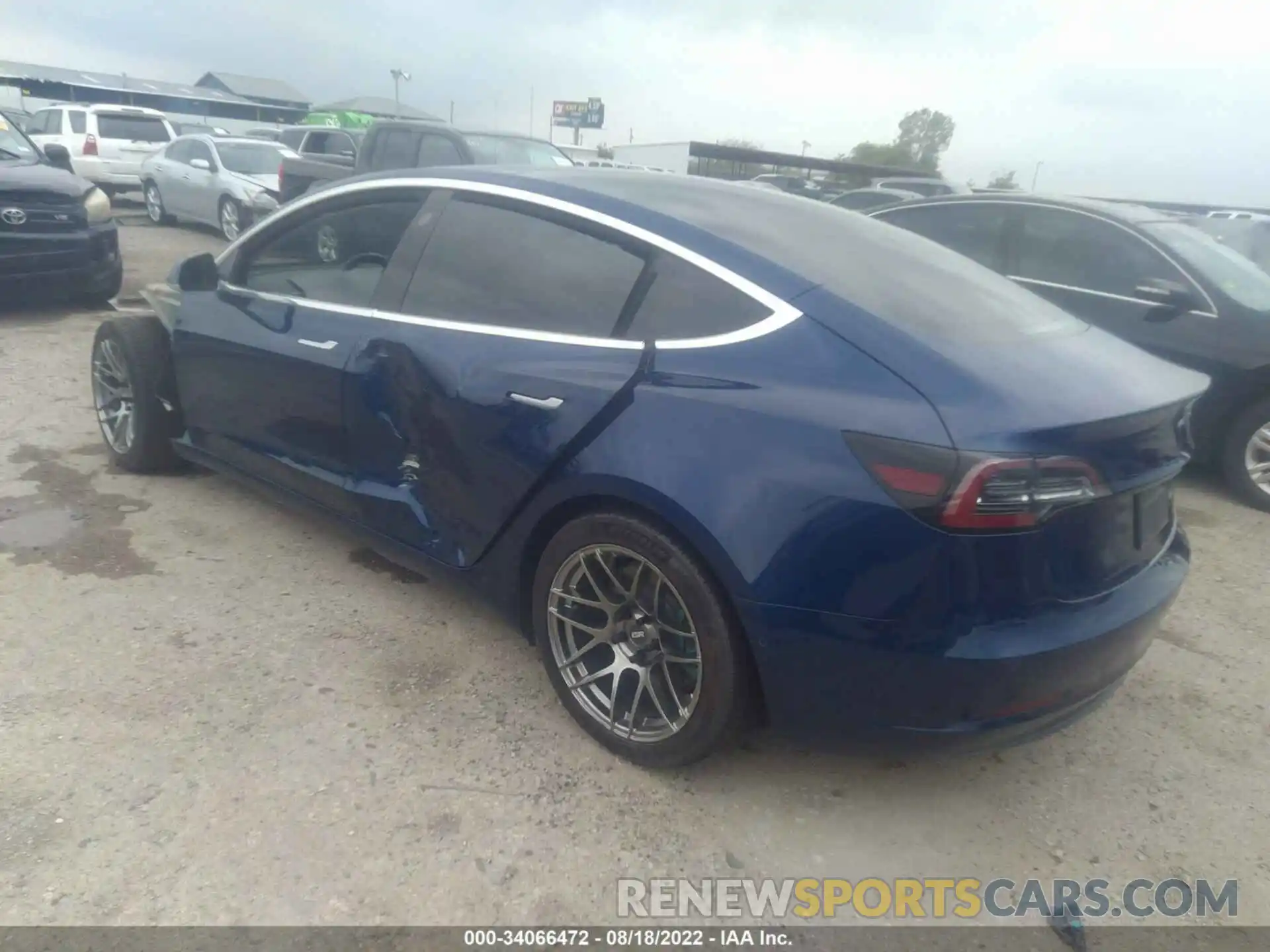 3 Photograph of a damaged car 5YJ3E1EB9KF530096 TESLA MODEL 3 2019