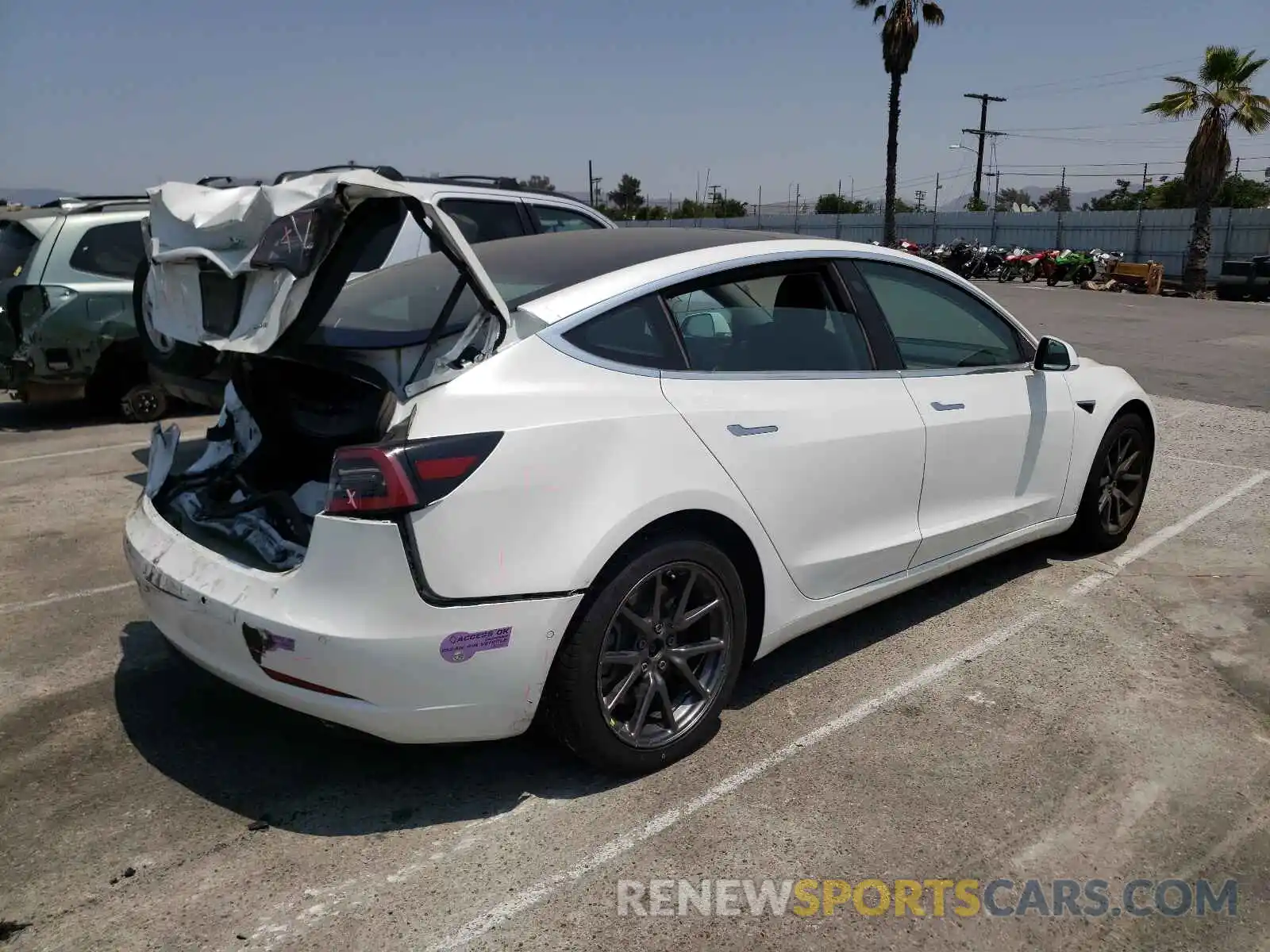 4 Photograph of a damaged car 5YJ3E1EBXKF191476 TESLA MODEL 3 2019