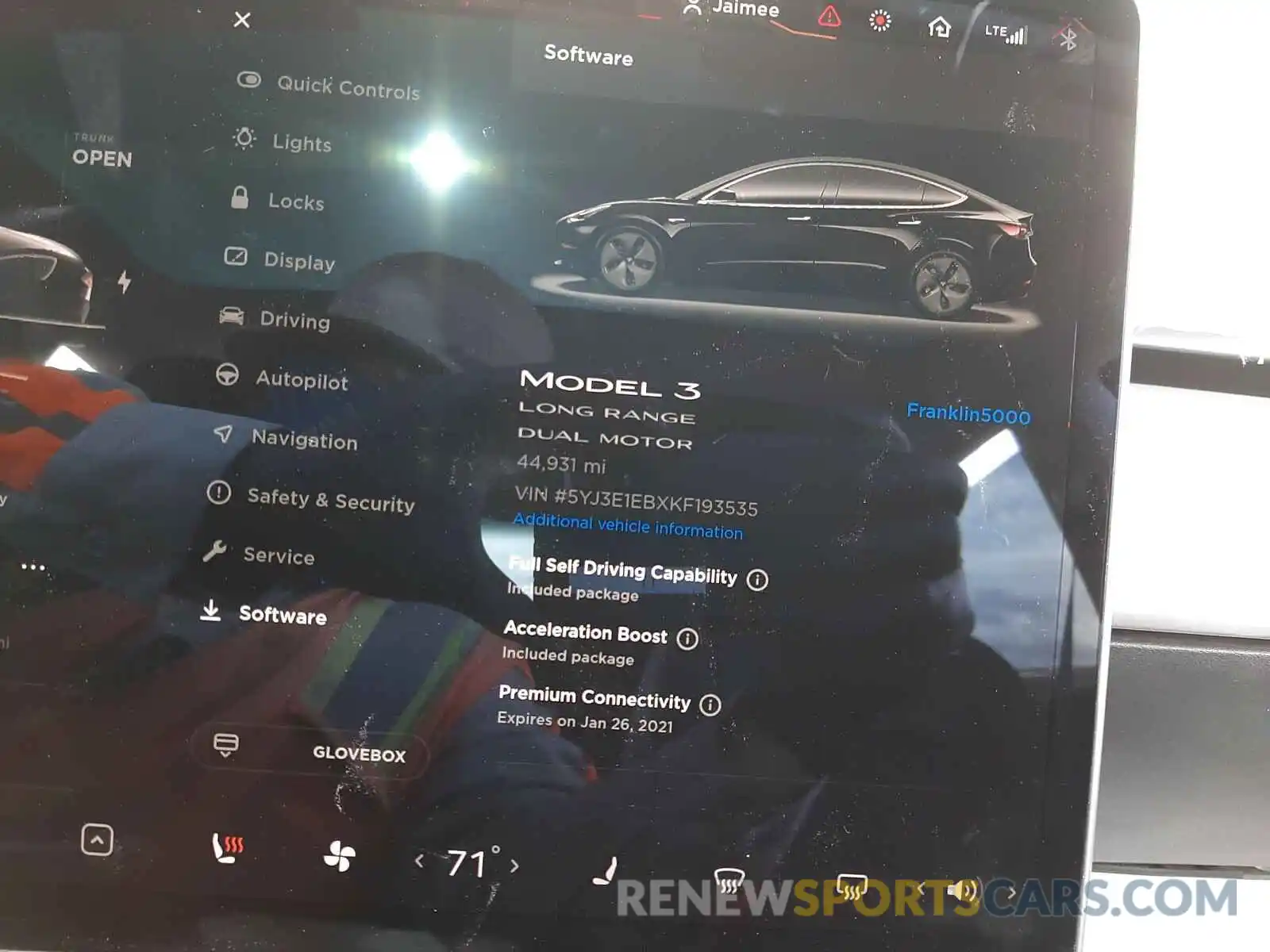 8 Photograph of a damaged car 5YJ3E1EBXKF193535 TESLA MODEL 3 2019