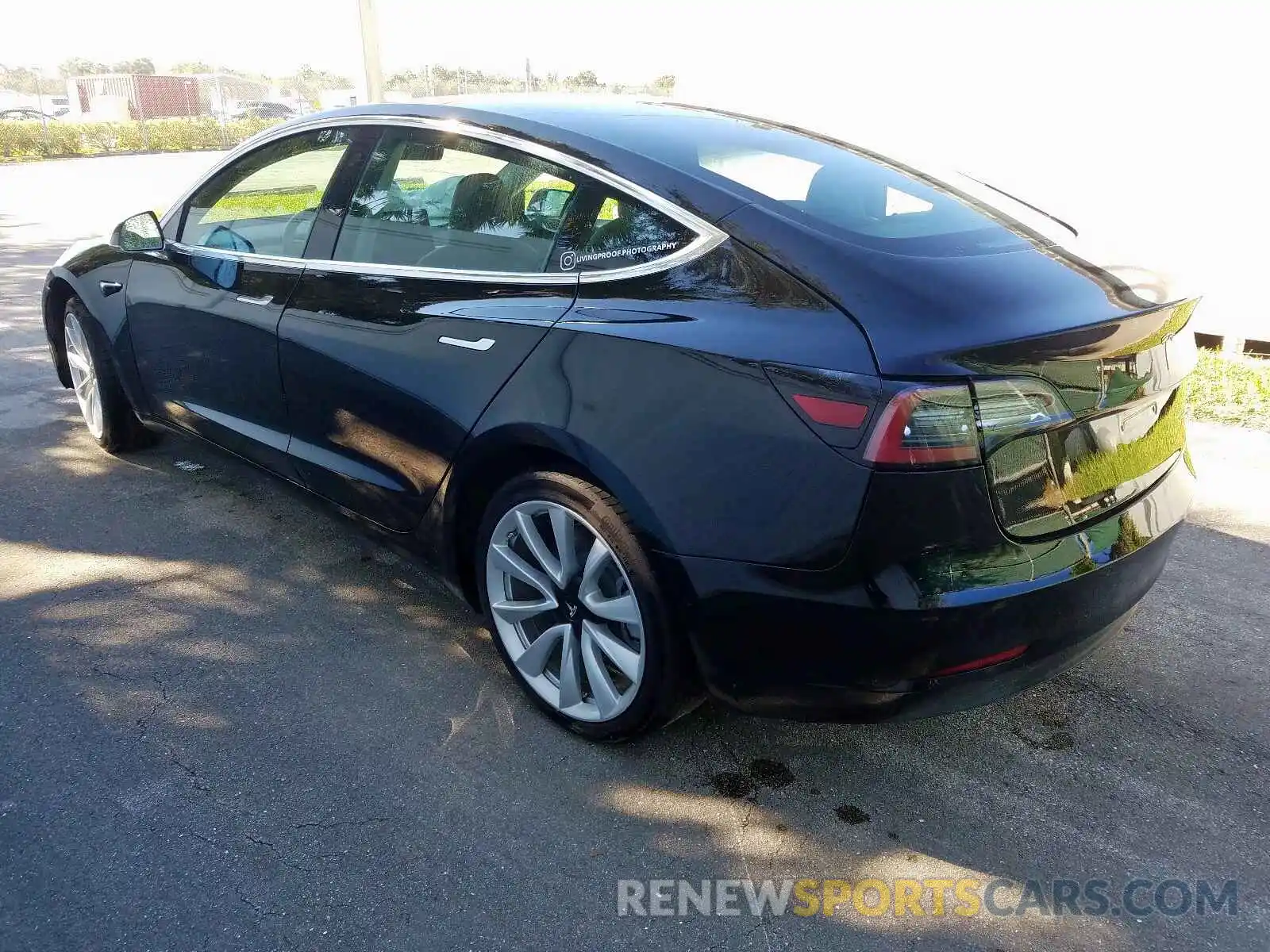 3 Photograph of a damaged car 5YJ3E1EBXKF194085 TESLA MODEL 3 2019