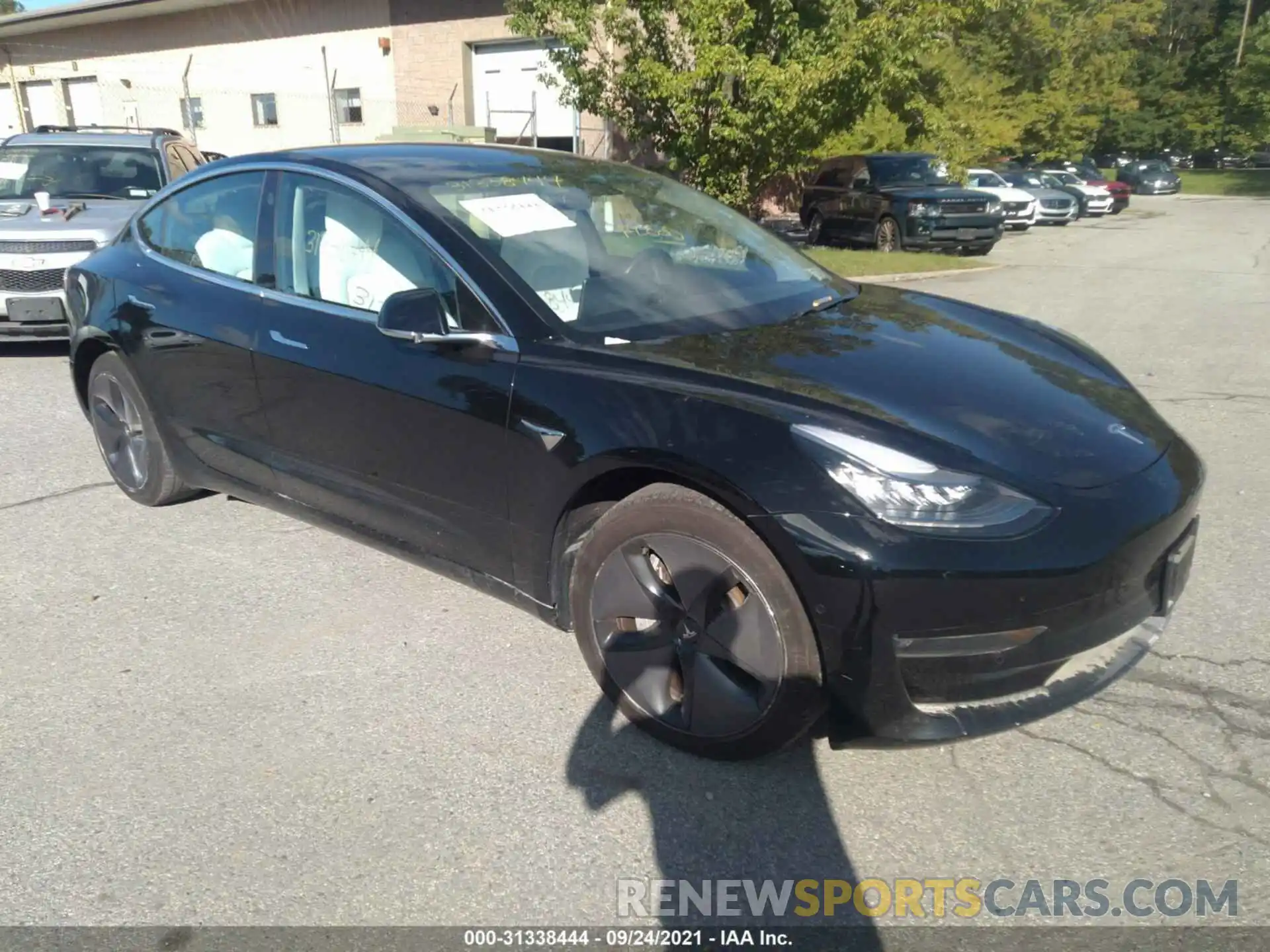 1 Photograph of a damaged car 5YJ3E1EBXKF194801 TESLA MODEL 3 2019