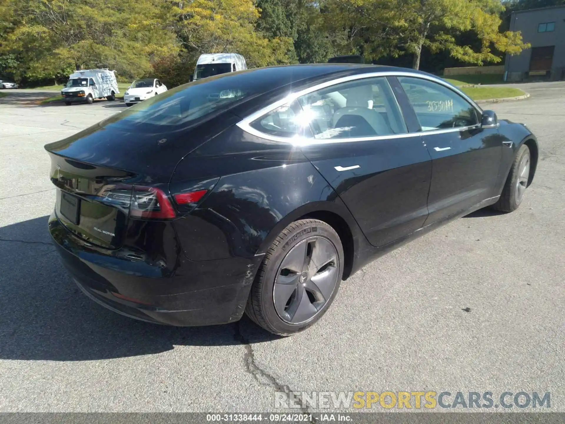 4 Photograph of a damaged car 5YJ3E1EBXKF194801 TESLA MODEL 3 2019