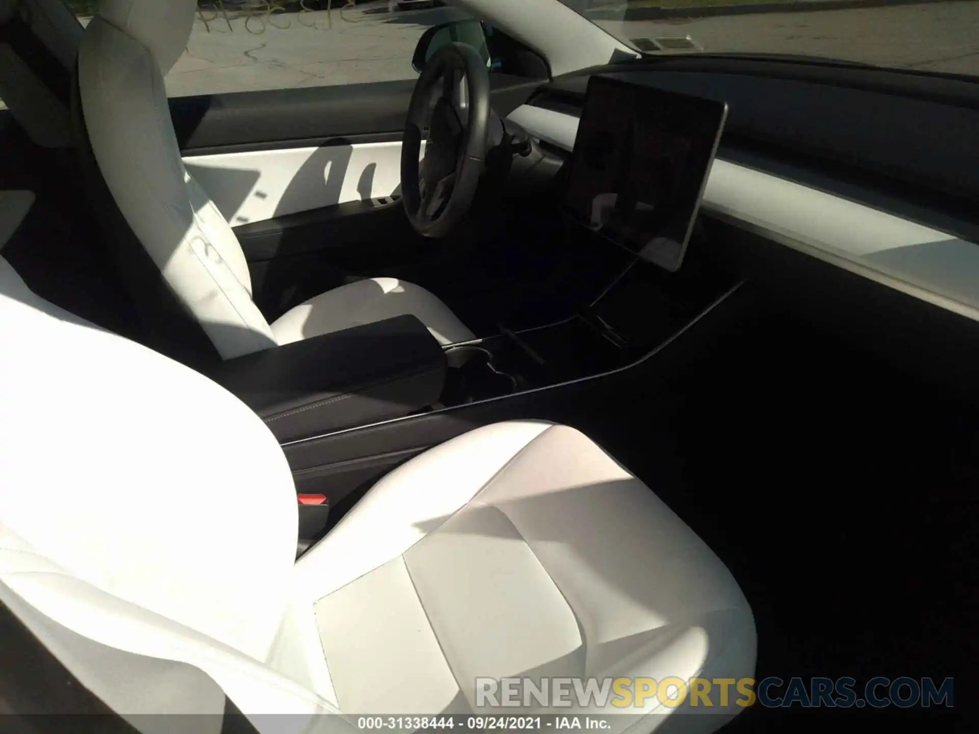 5 Photograph of a damaged car 5YJ3E1EBXKF194801 TESLA MODEL 3 2019