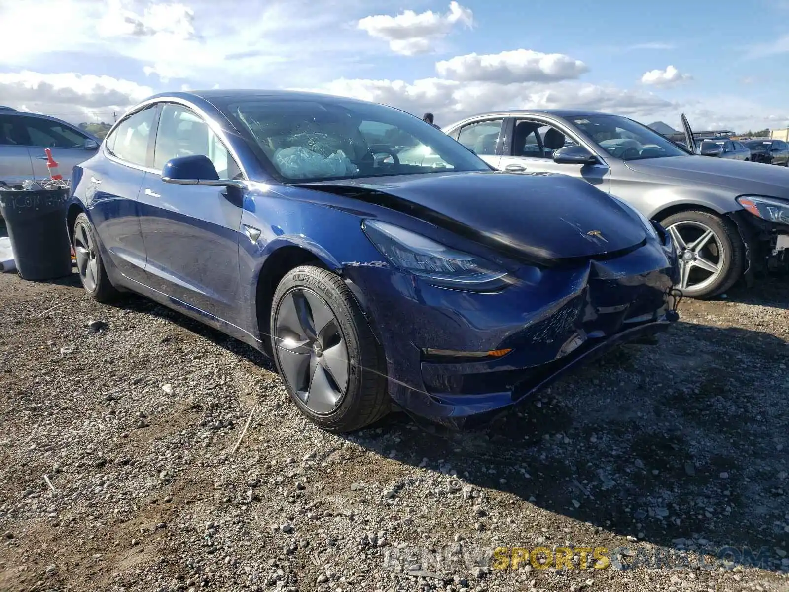 1 Photograph of a damaged car 5YJ3E1EBXKF195110 TESLA MODEL 3 2019