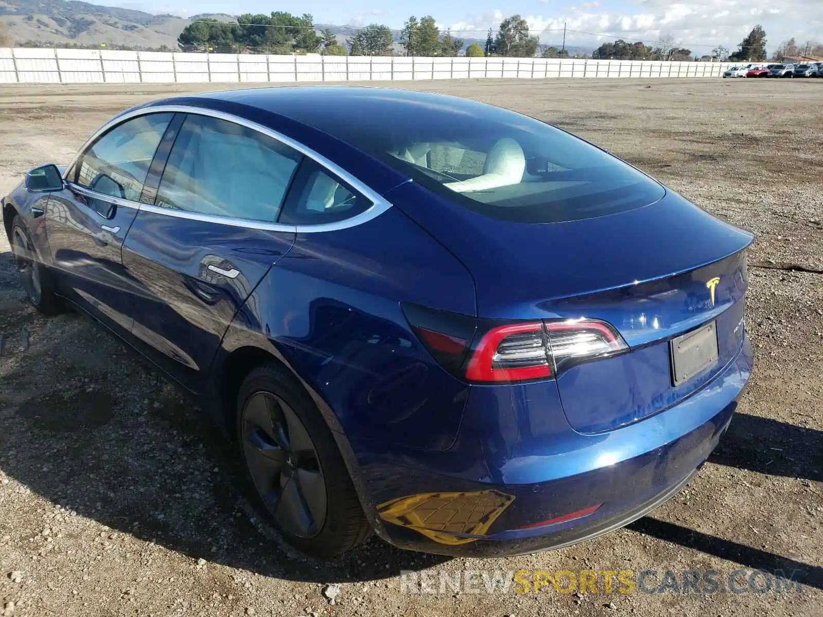 3 Photograph of a damaged car 5YJ3E1EBXKF195110 TESLA MODEL 3 2019