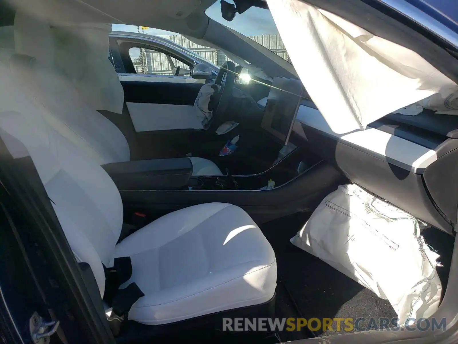 5 Photograph of a damaged car 5YJ3E1EBXKF195110 TESLA MODEL 3 2019