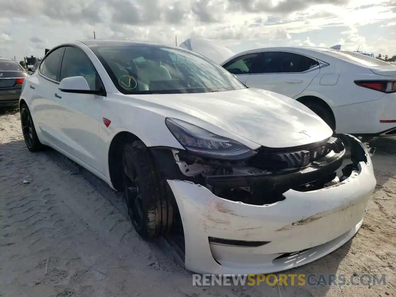 1 Photograph of a damaged car 5YJ3E1EBXKF195575 TESLA MODEL 3 2019