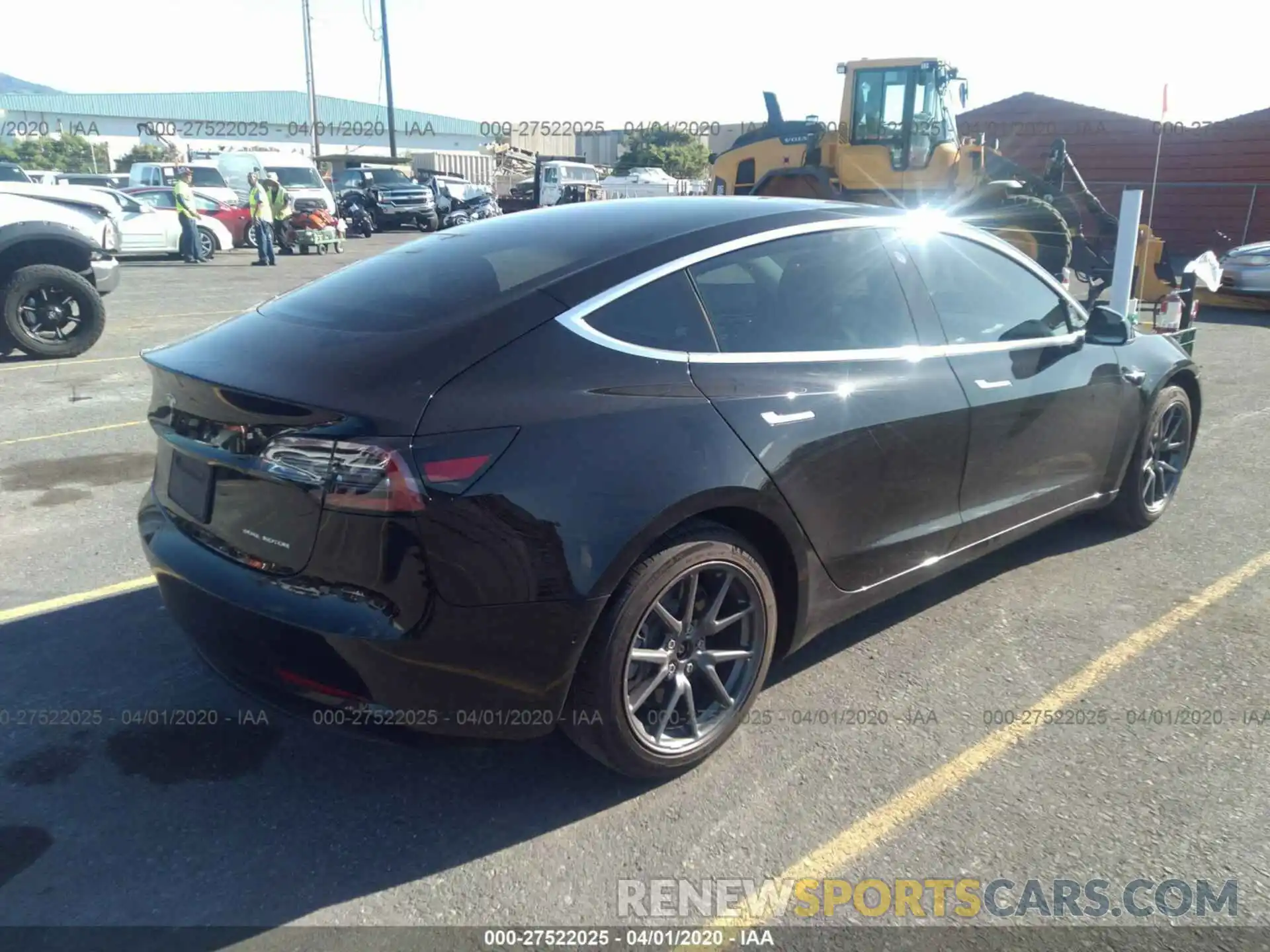 4 Фотография поврежденного автомобиля 5YJ3E1EBXKF208597 TESLA MODEL 3 2019