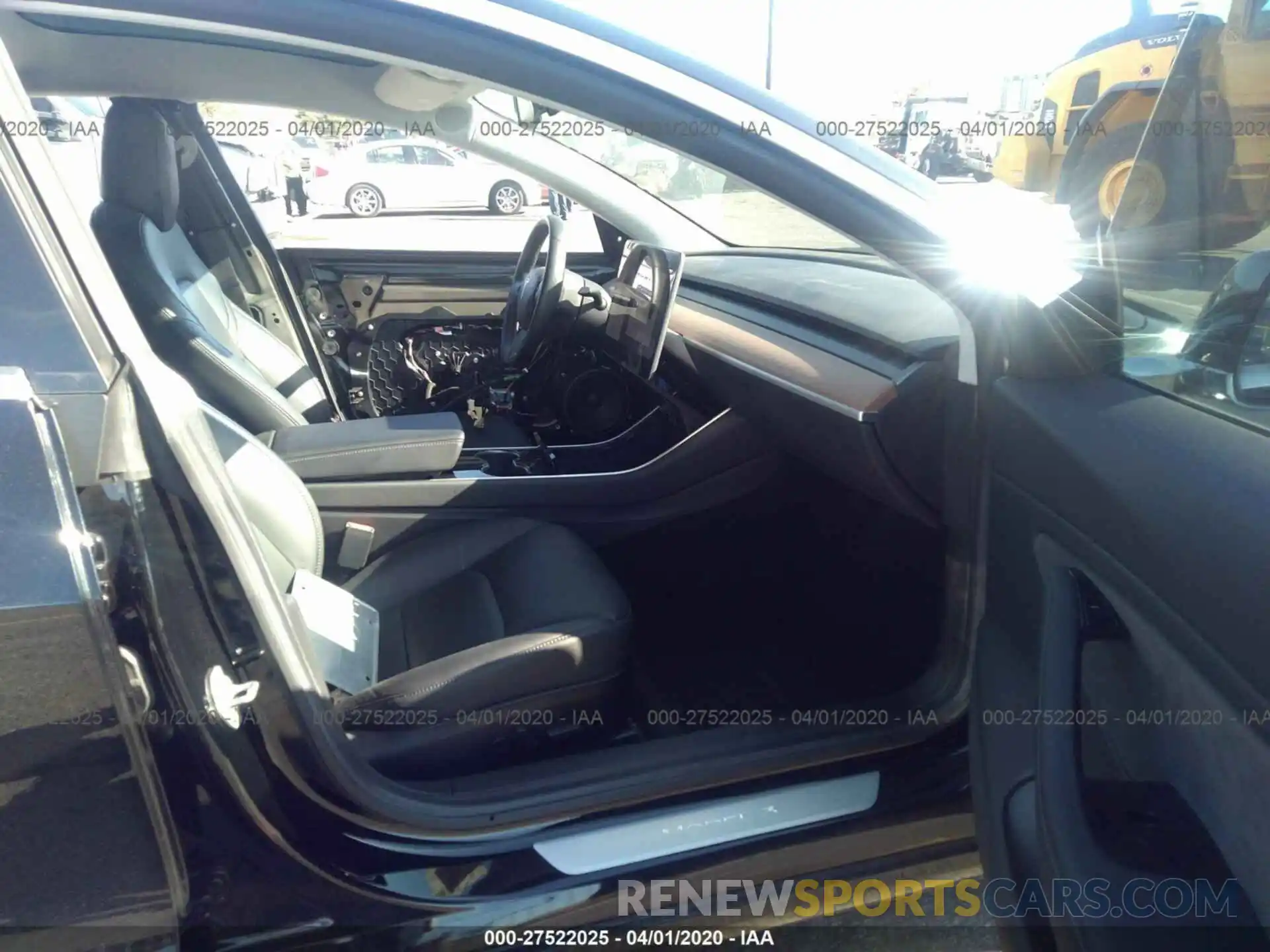 5 Photograph of a damaged car 5YJ3E1EBXKF208597 TESLA MODEL 3 2019