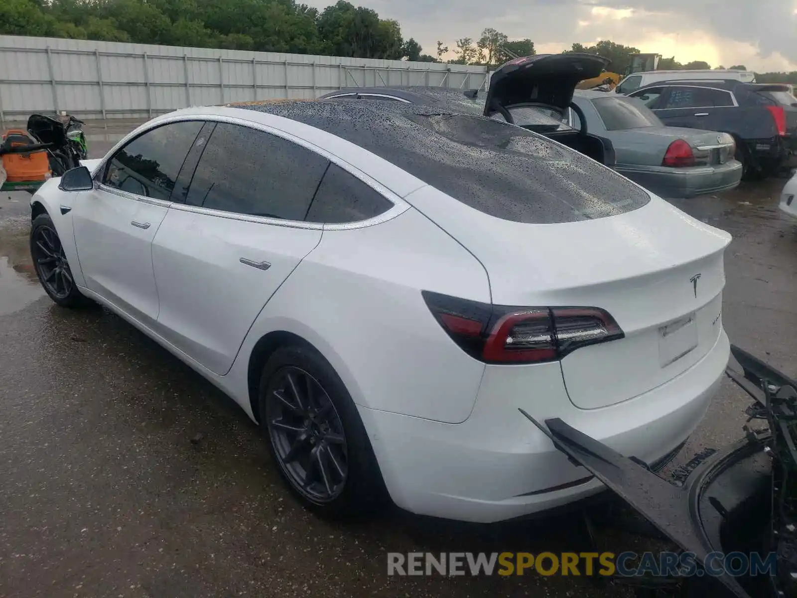 3 Photograph of a damaged car 5YJ3E1EBXKF211435 TESLA MODEL 3 2019