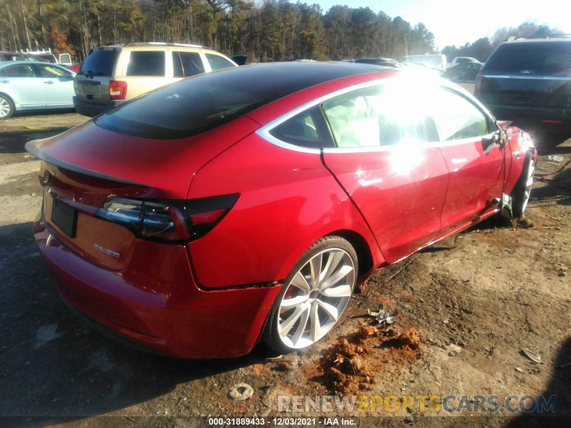 4 Фотография поврежденного автомобиля 5YJ3E1EBXKF231314 TESLA MODEL 3 2019