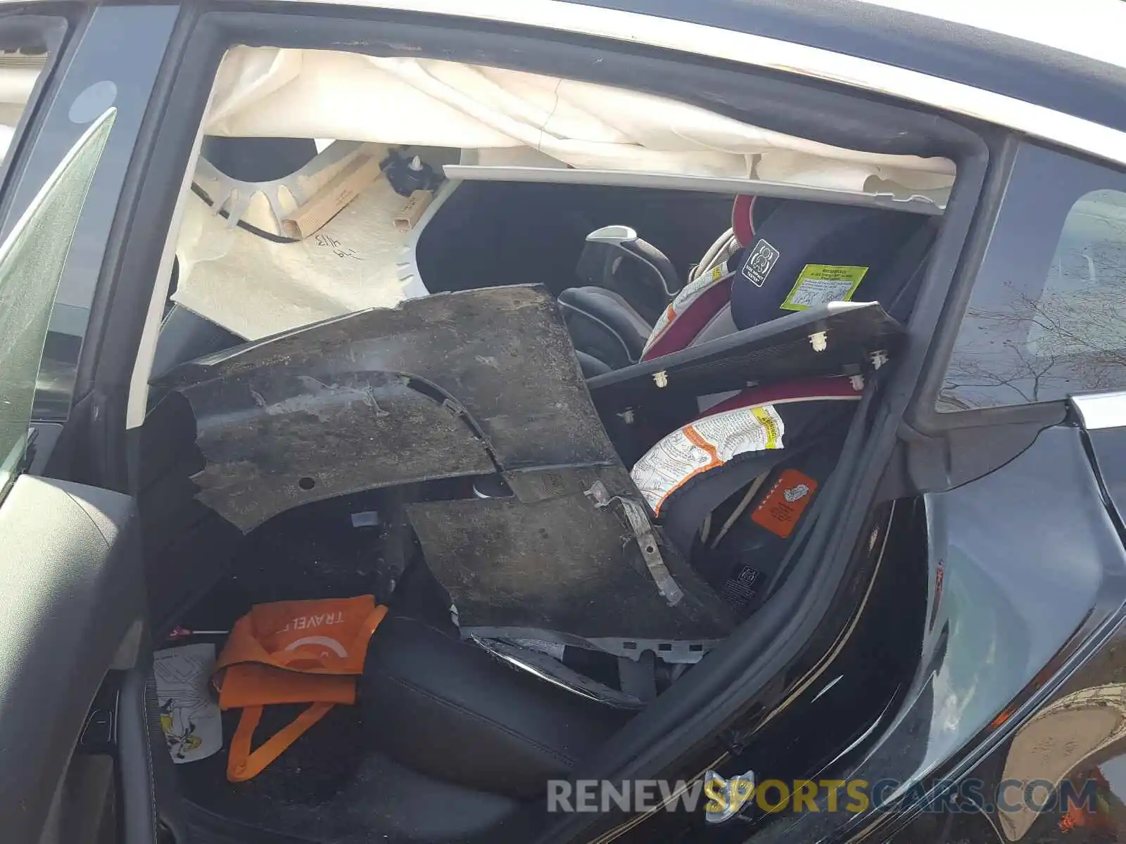 6 Photograph of a damaged car 5YJ3E1EBXKF359259 TESLA MODEL 3 2019