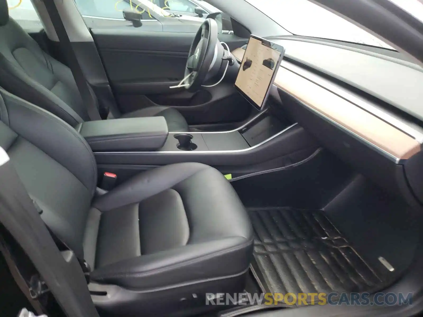 5 Photograph of a damaged car 5YJ3E1EBXKF361285 TESLA MODEL 3 2019