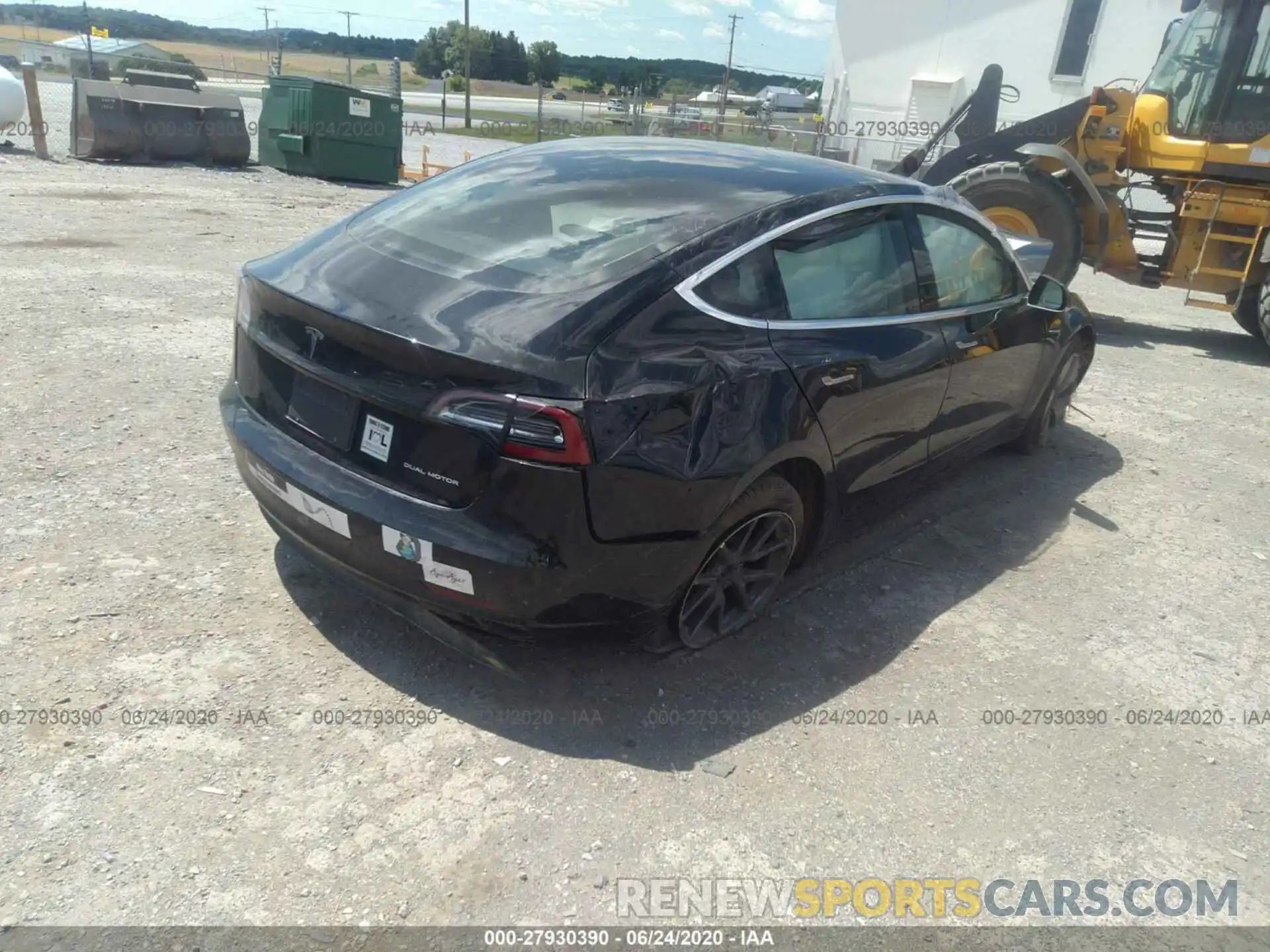 4 Photograph of a damaged car 5YJ3E1EBXKF364641 TESLA MODEL 3 2019